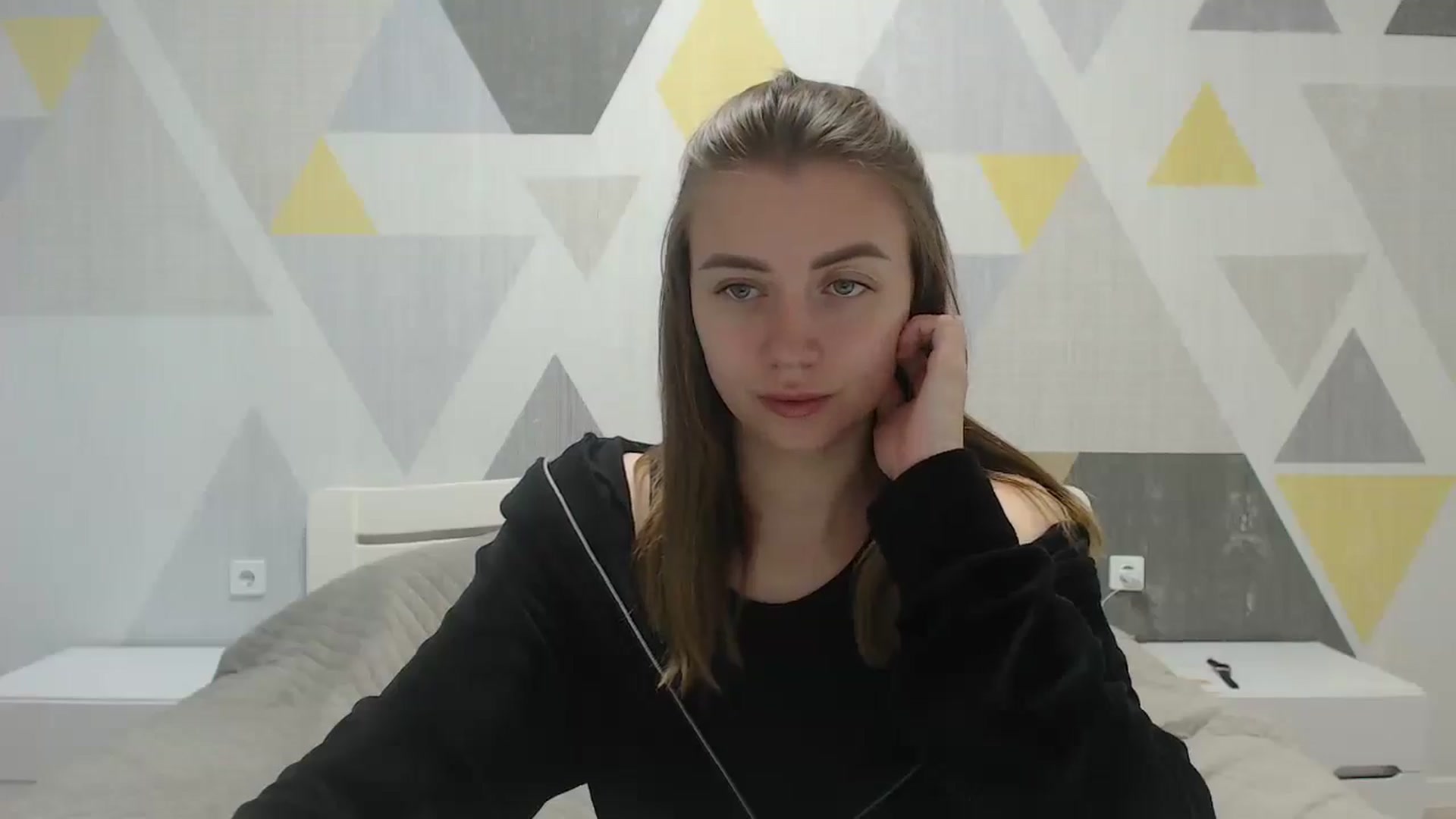Gallery image thumbnail from Sulfate0's myfreecams stream on, 05/27/2025, 05:59 image 14 of 20