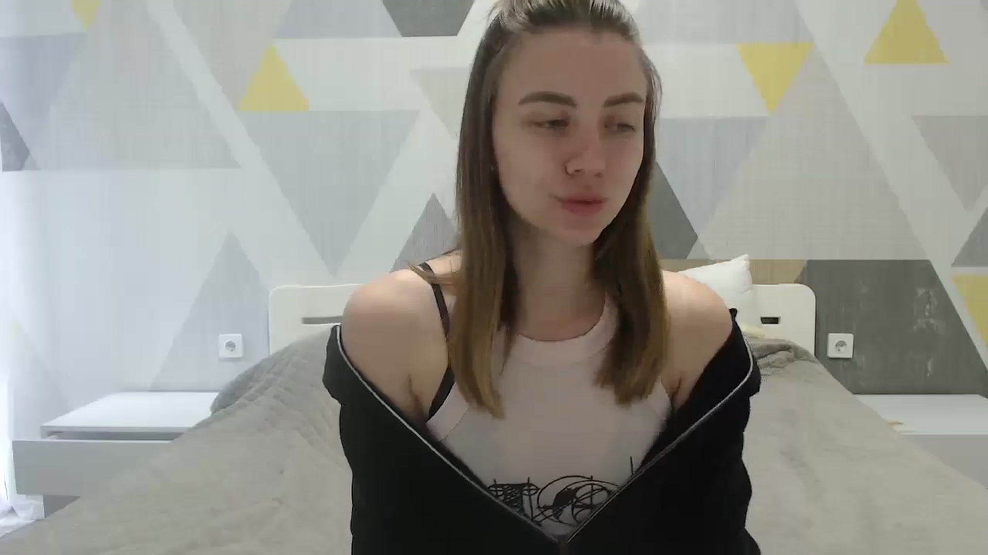 Gallery image thumbnail from Sulfate0's myfreecams stream on, 05/28/2025, 07:41 image 11 of 20