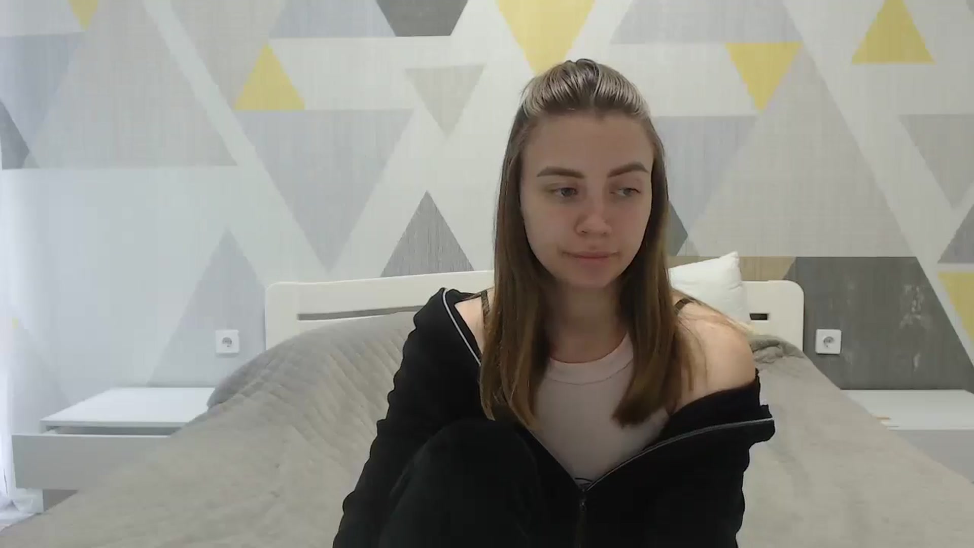 Gallery image thumbnail from Sulfate0's myfreecams stream on, 05/28/2025, 07:41 image 19 of 20