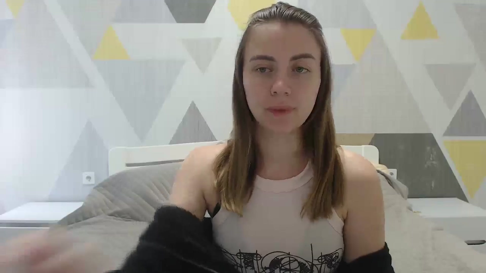 Gallery image thumbnail from Sulfate0's myfreecams stream on, 05/28/2025, 10:07 image 15 of 20