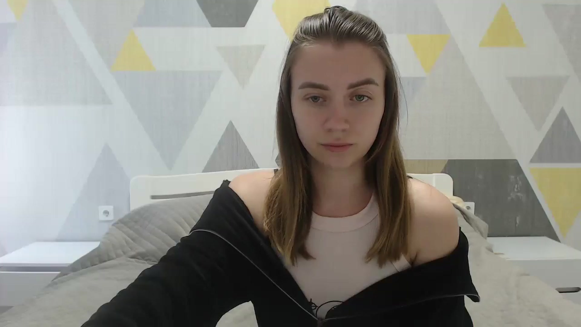 Gallery image thumbnail from Sulfate0's myfreecams stream on, 05/28/2025, 10:07 image 9 of 20