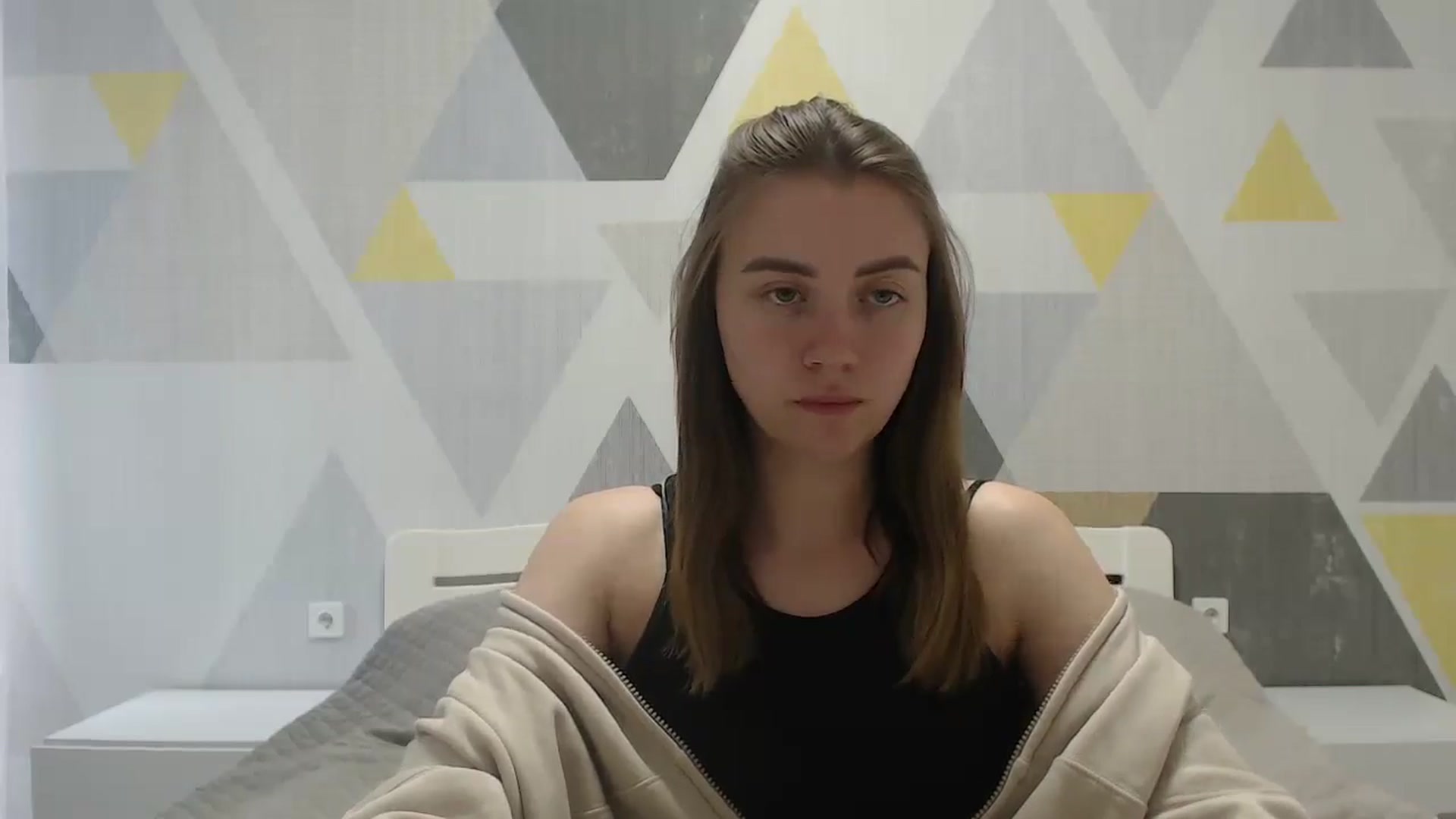Gallery image thumbnail from Sulfate0's myfreecams stream on, 05/29/2025, 08:55 image 12 of 20