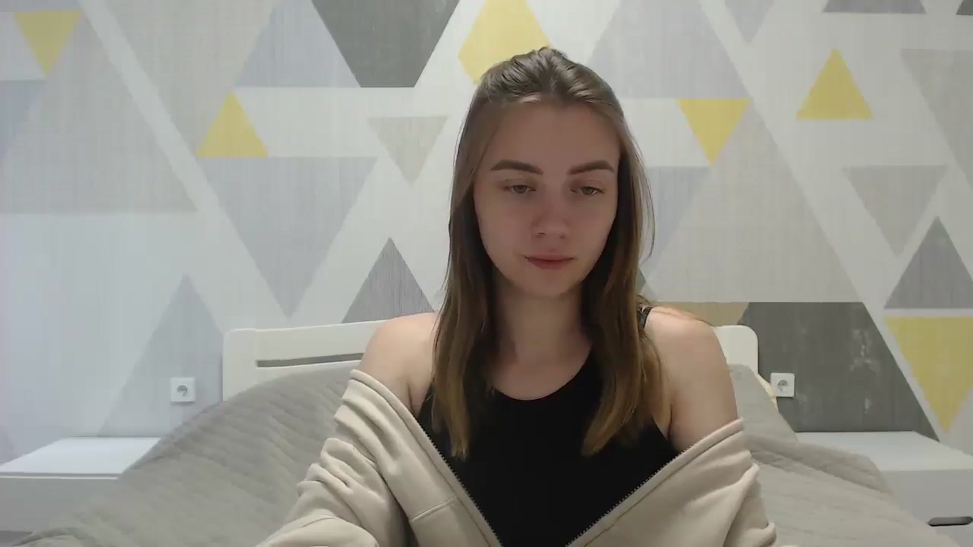 Gallery image thumbnail from Sulfate0's myfreecams stream on, 05/29/2025, 10:29 image 13 of 20