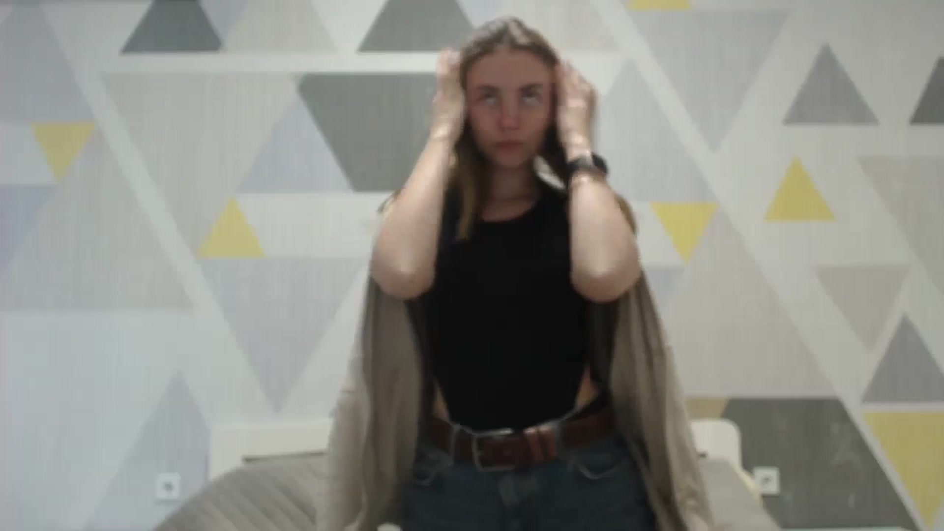 Gallery image thumbnail from Sulfate0's myfreecams stream on, 05/29/2025, 10:29 image 18 of 20