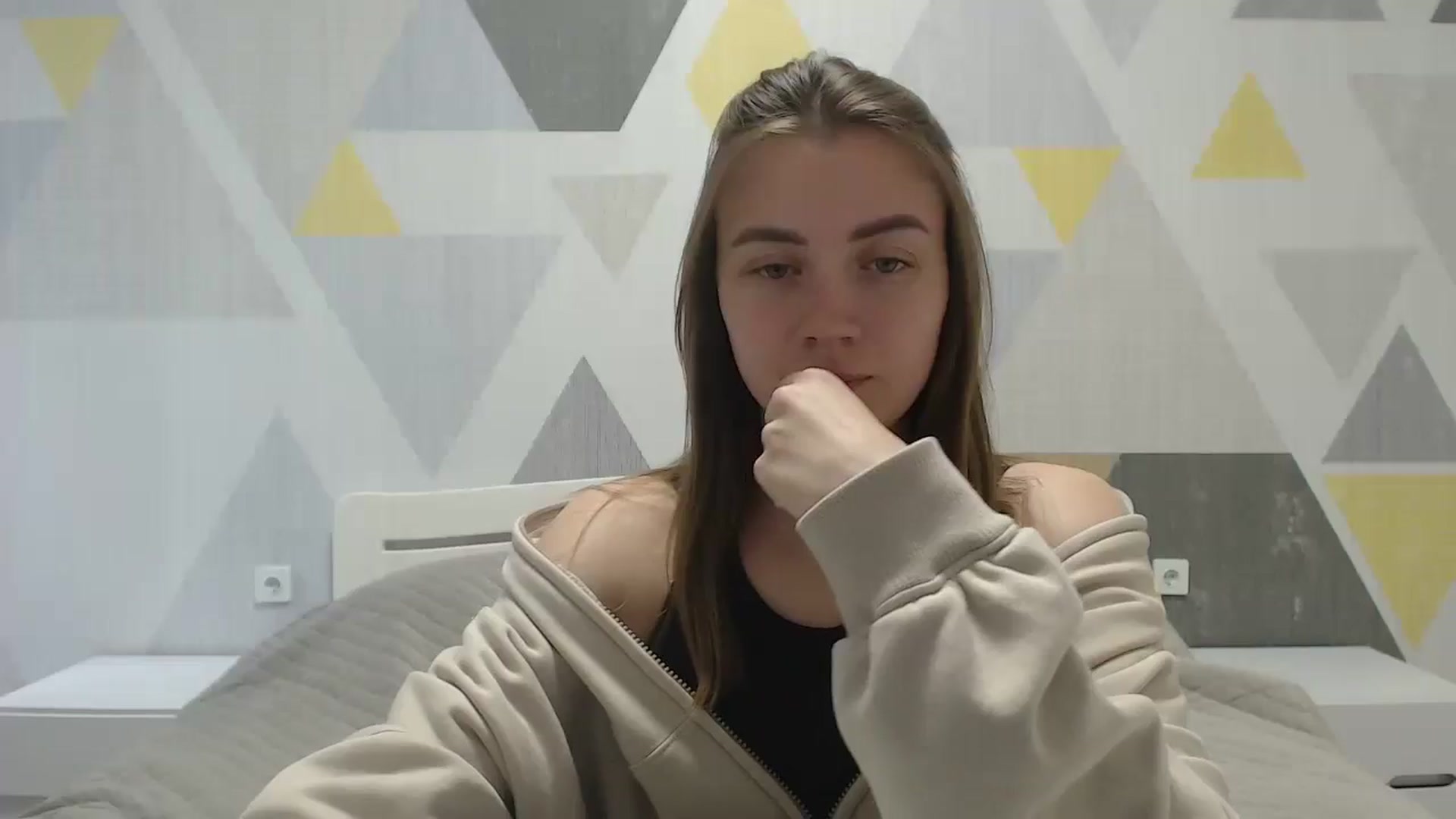 Gallery image thumbnail from Sulfate0's myfreecams stream on, 05/29/2025, 10:29 image 3 of 20