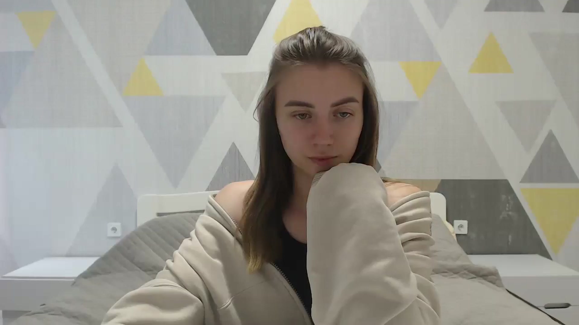 Gallery image thumbnail from Sulfate0's myfreecams stream on, 05/29/2025, 11:18 image 16 of 20