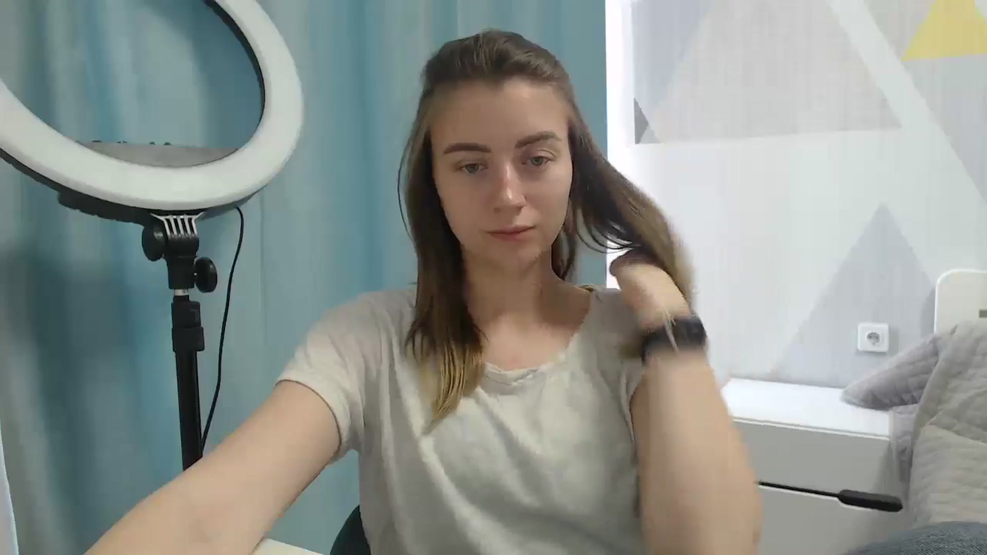 Gallery image thumbnail from Sulfate0's myfreecams stream on, 05/31/2025, 09:51 image 5 of 20