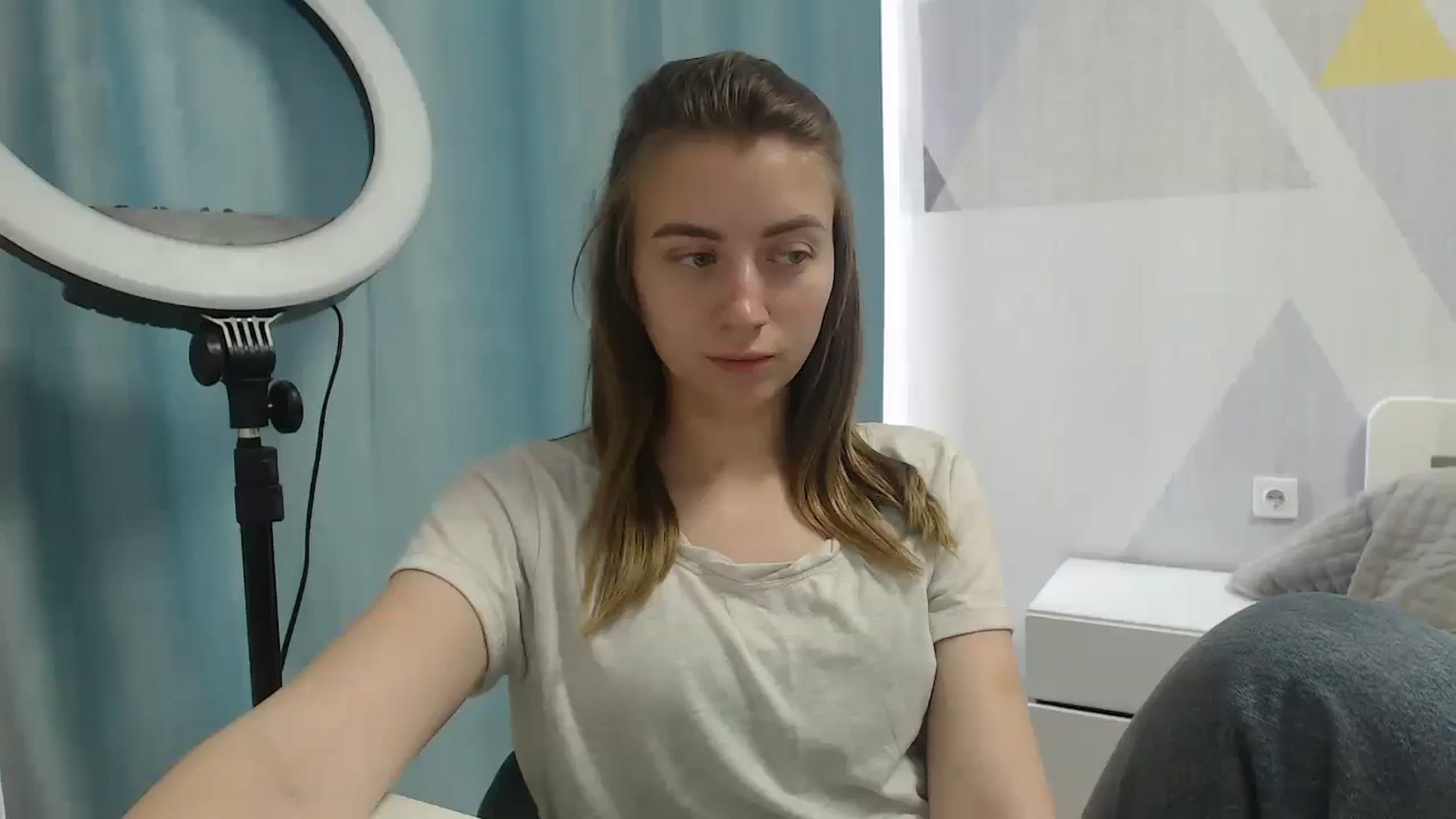 Gallery image thumbnail from Sulfate0's myfreecams stream on, 05/31/2025, 09:51 image 16 of 20