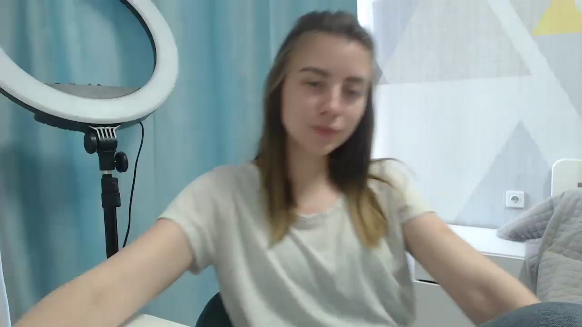 Gallery image thumbnail from Sulfate0's myfreecams stream on, 05/31/2025, 09:51 image 4 of 20