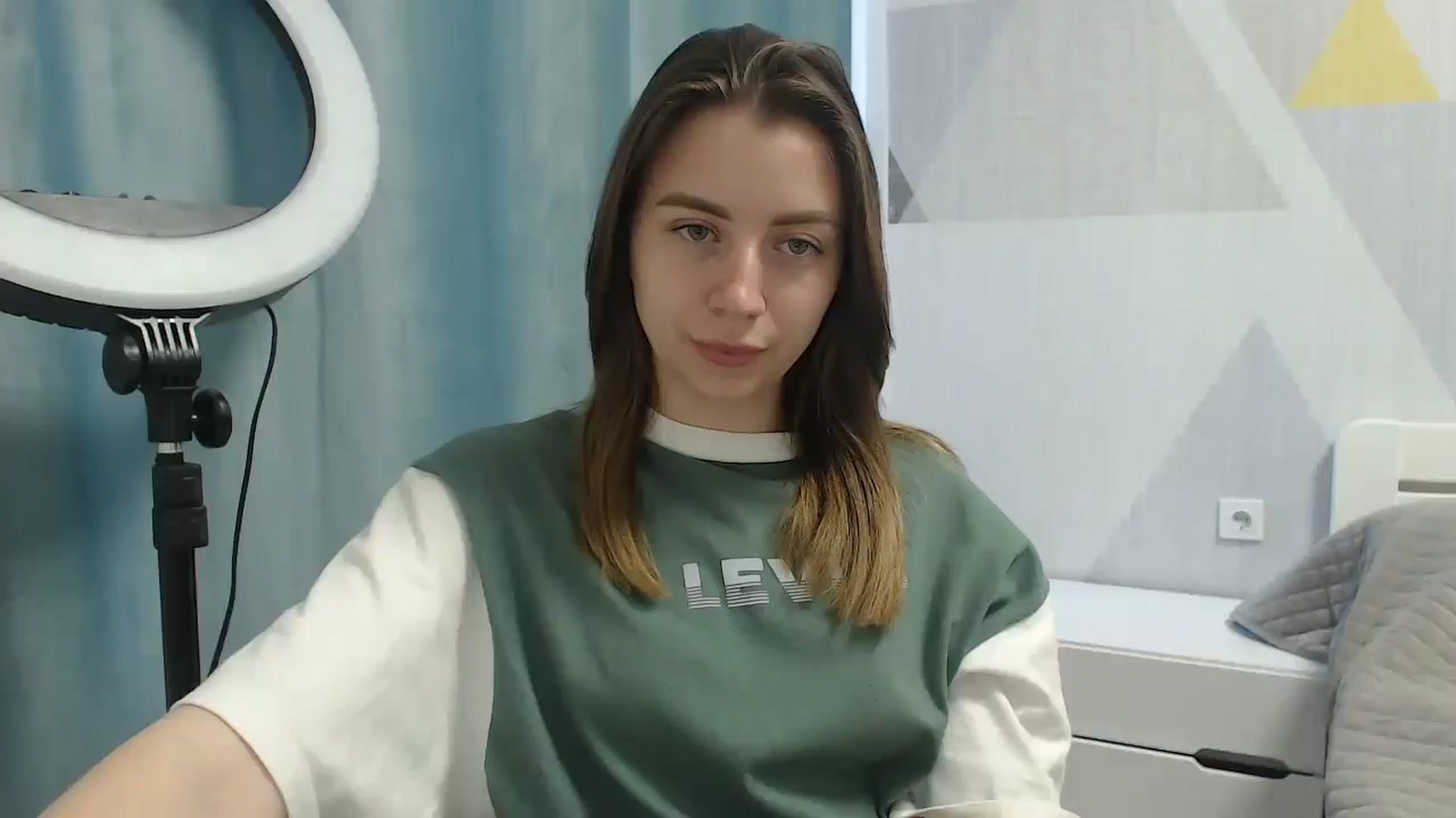 Gallery image thumbnail from Sulfate0's myfreecams stream on, 06/01/2025, 06:04 image 1 of 20