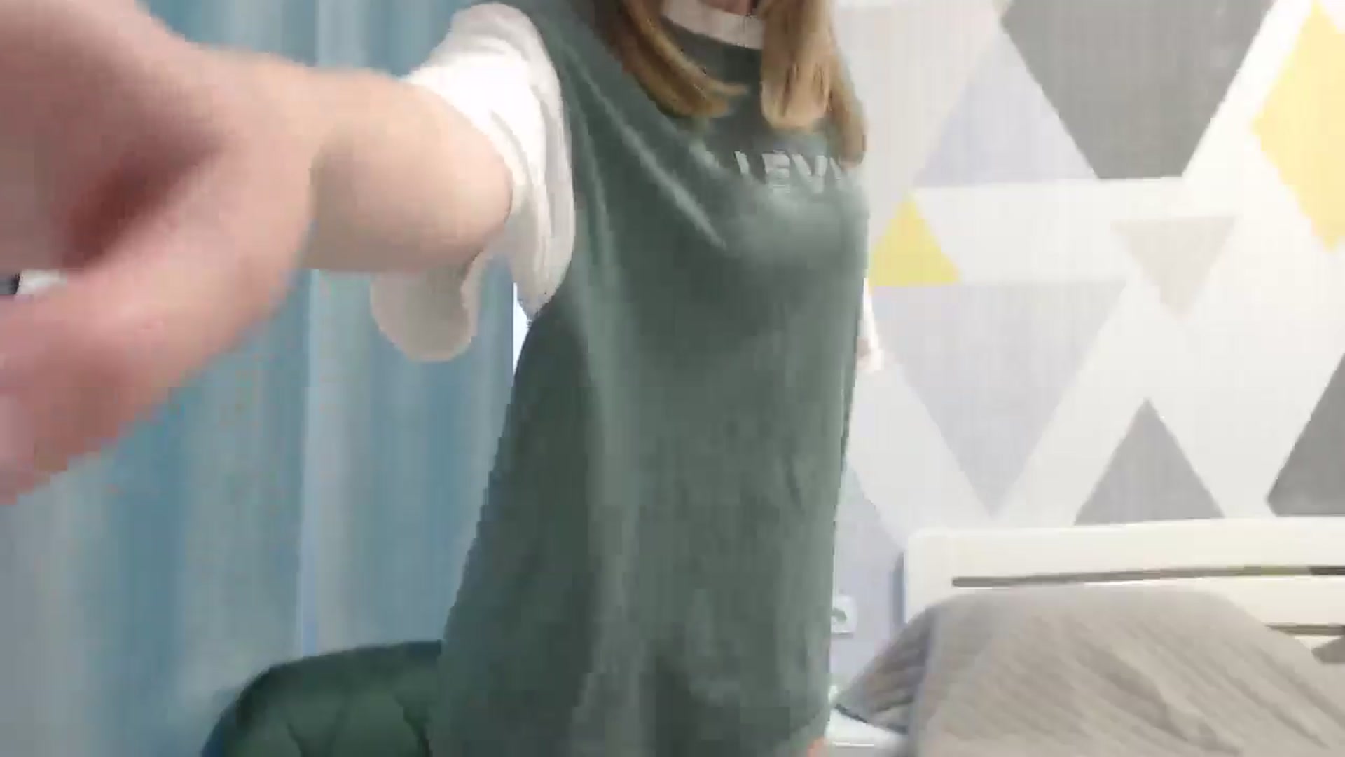 Gallery image thumbnail from Sulfate0's myfreecams stream on, 06/01/2025, 06:04 image 11 of 20