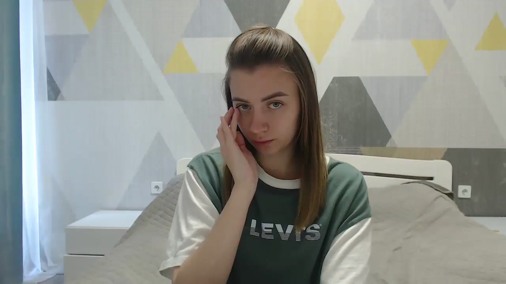 Gallery image thumbnail from Sulfate0's myfreecams stream on, 06/01/2025, 07:55 image 15 of 20