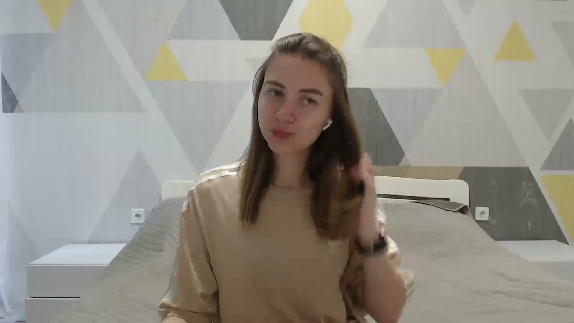 Gallery image thumbnail from Sulfate0's myfreecams stream on, 06/02/2025, 06:59 image 5 of 20
