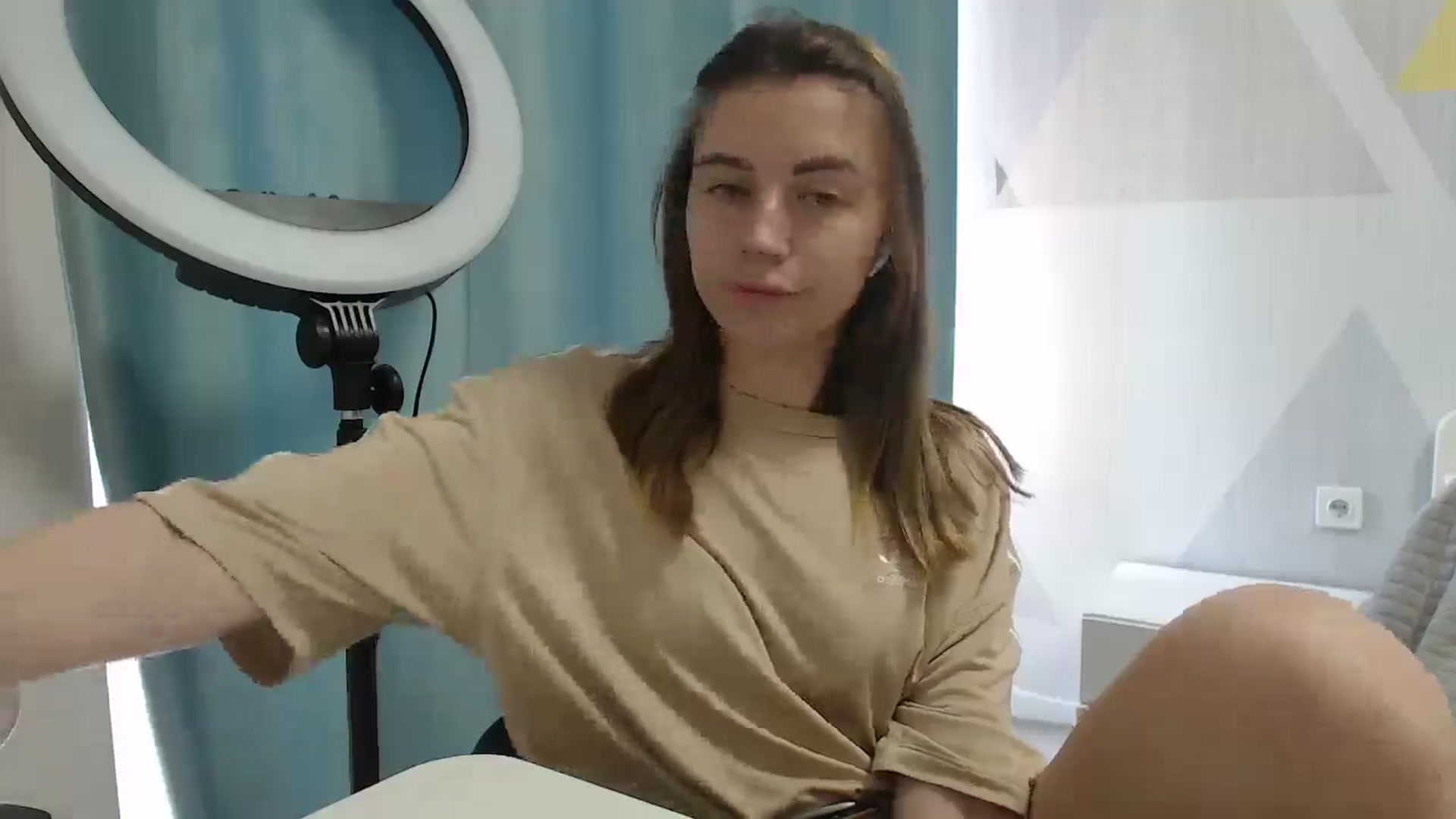 Gallery image thumbnail from Sulfate0's myfreecams stream on, 06/02/2025, 09:58 image 3 of 20