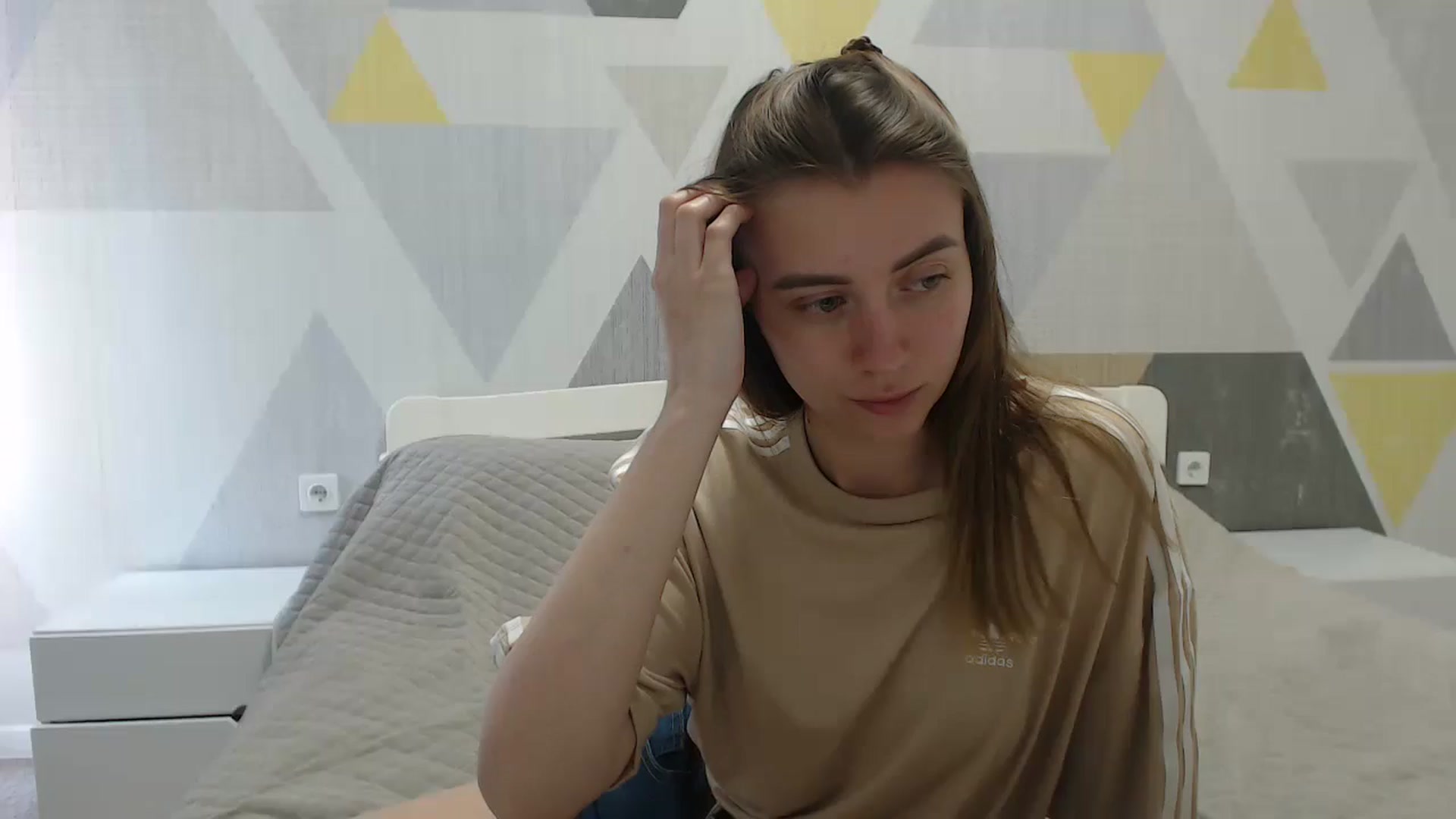 Gallery image thumbnail from Sulfate0's myfreecams stream on, 06/02/2025, 11:22 image 6 of 20