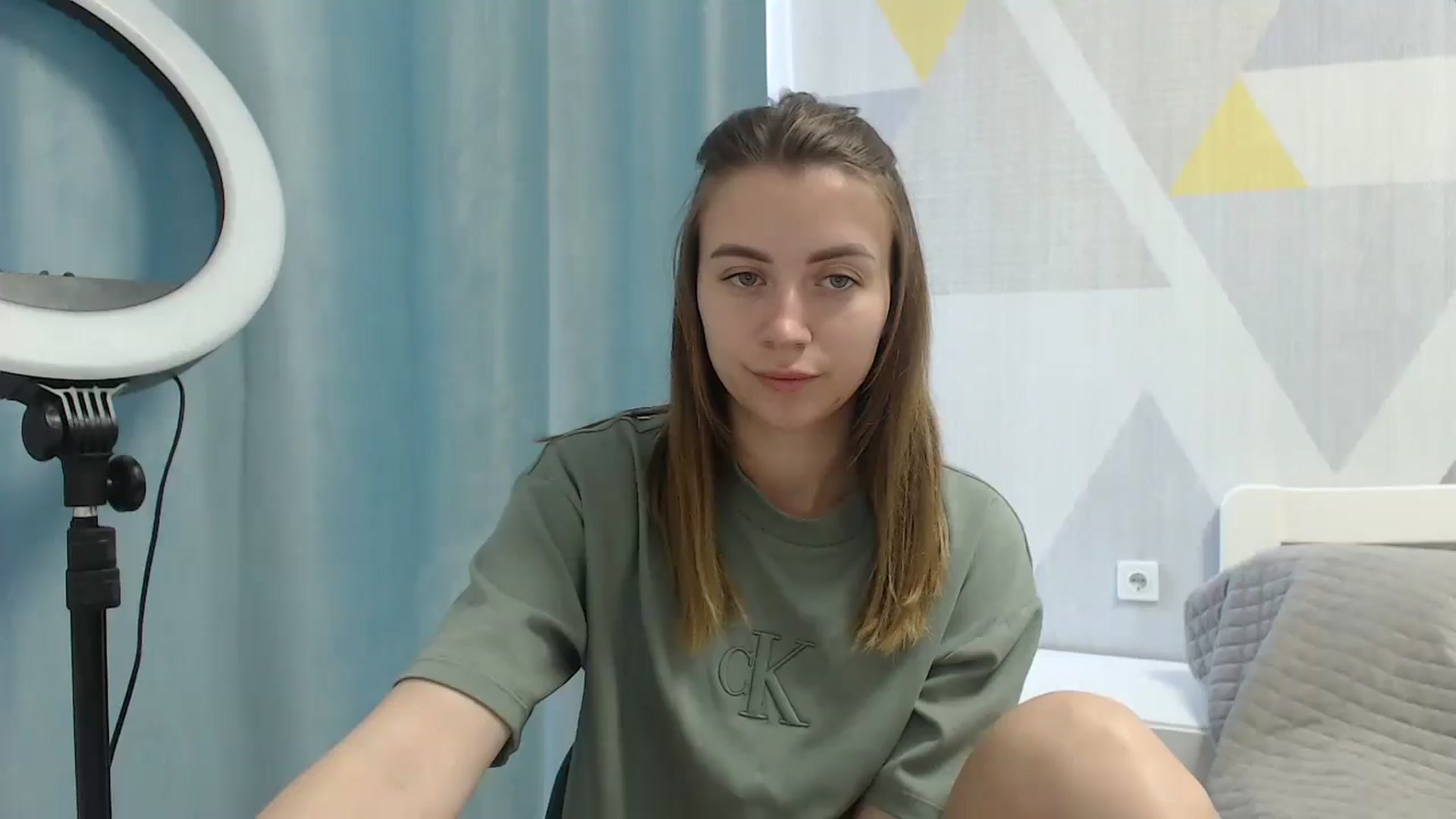 Gallery image thumbnail from Sulfate0's myfreecams stream on, 06/03/2025, 08:51 image 5 of 20
