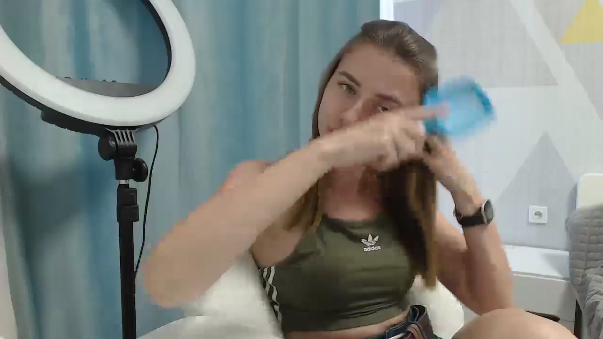 Gallery image thumbnail from Sulfate0's myfreecams stream on, 06/04/2025, 08:12 image 12 of 20