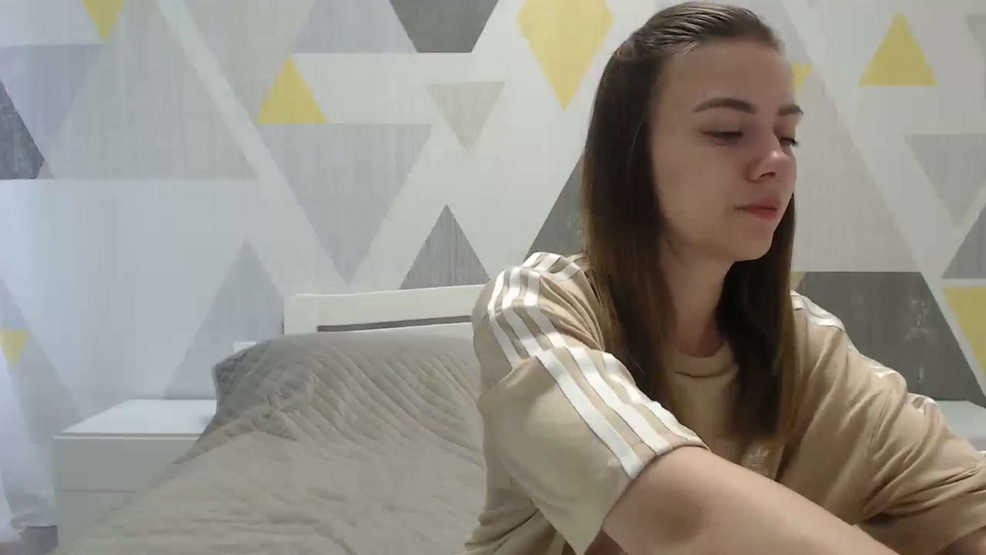 Gallery image thumbnail from Sulfate0's myfreecams stream on, 06/05/2025, 07:38 image 5 of 20