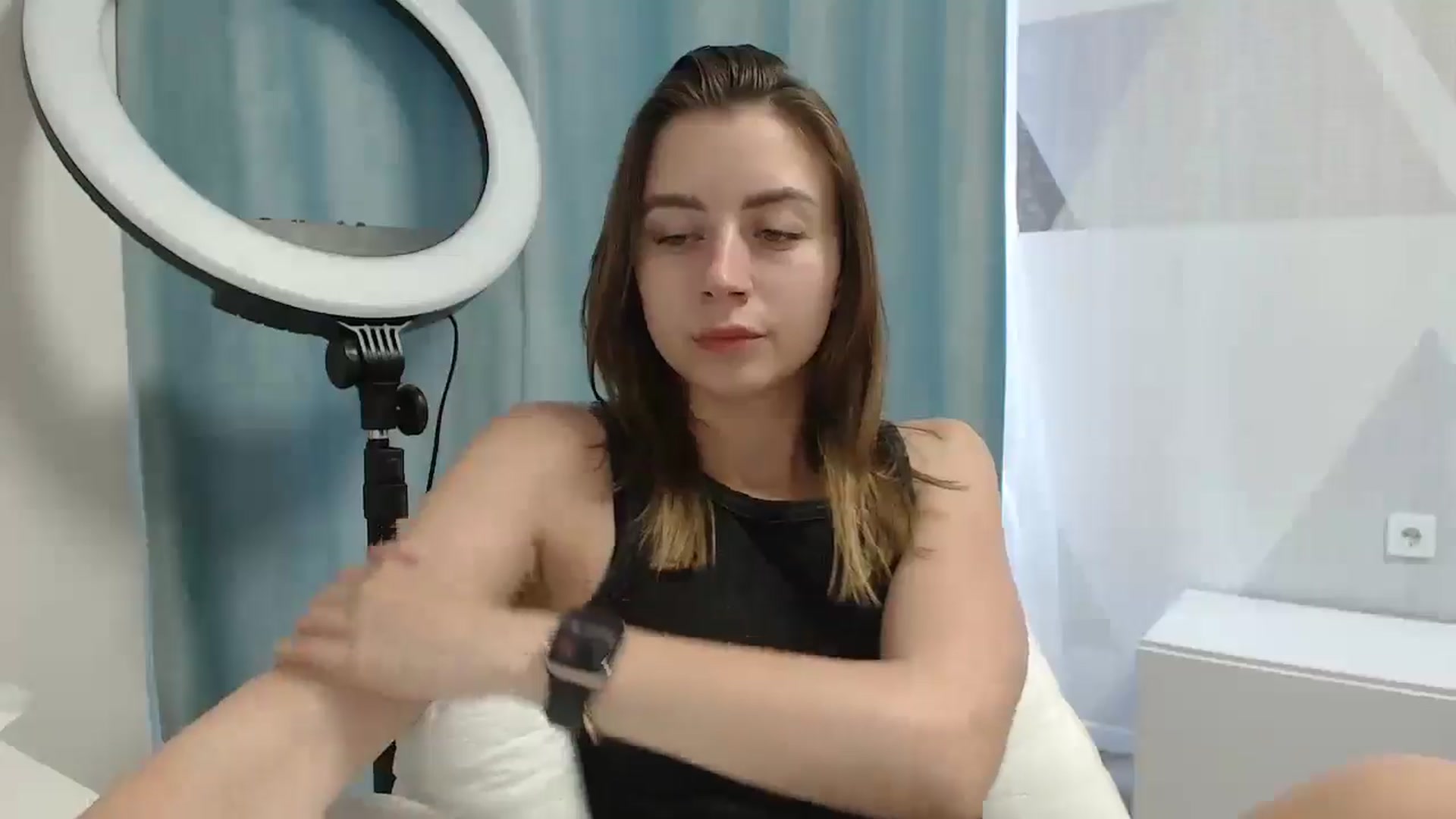 Gallery image thumbnail from Sulfate0's myfreecams stream on, 06/08/2025, 07:51 image 8 of 20