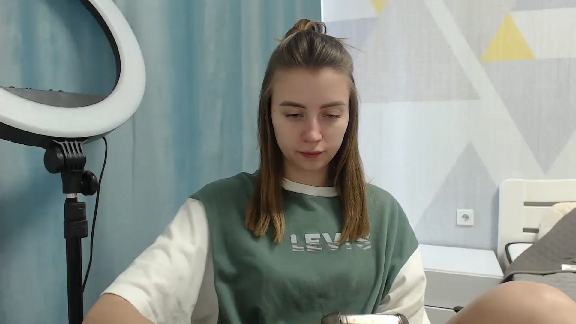 Gallery image thumbnail from Sulfate0's myfreecams stream on, 06/11/2025, 06:48 image 9 of 20