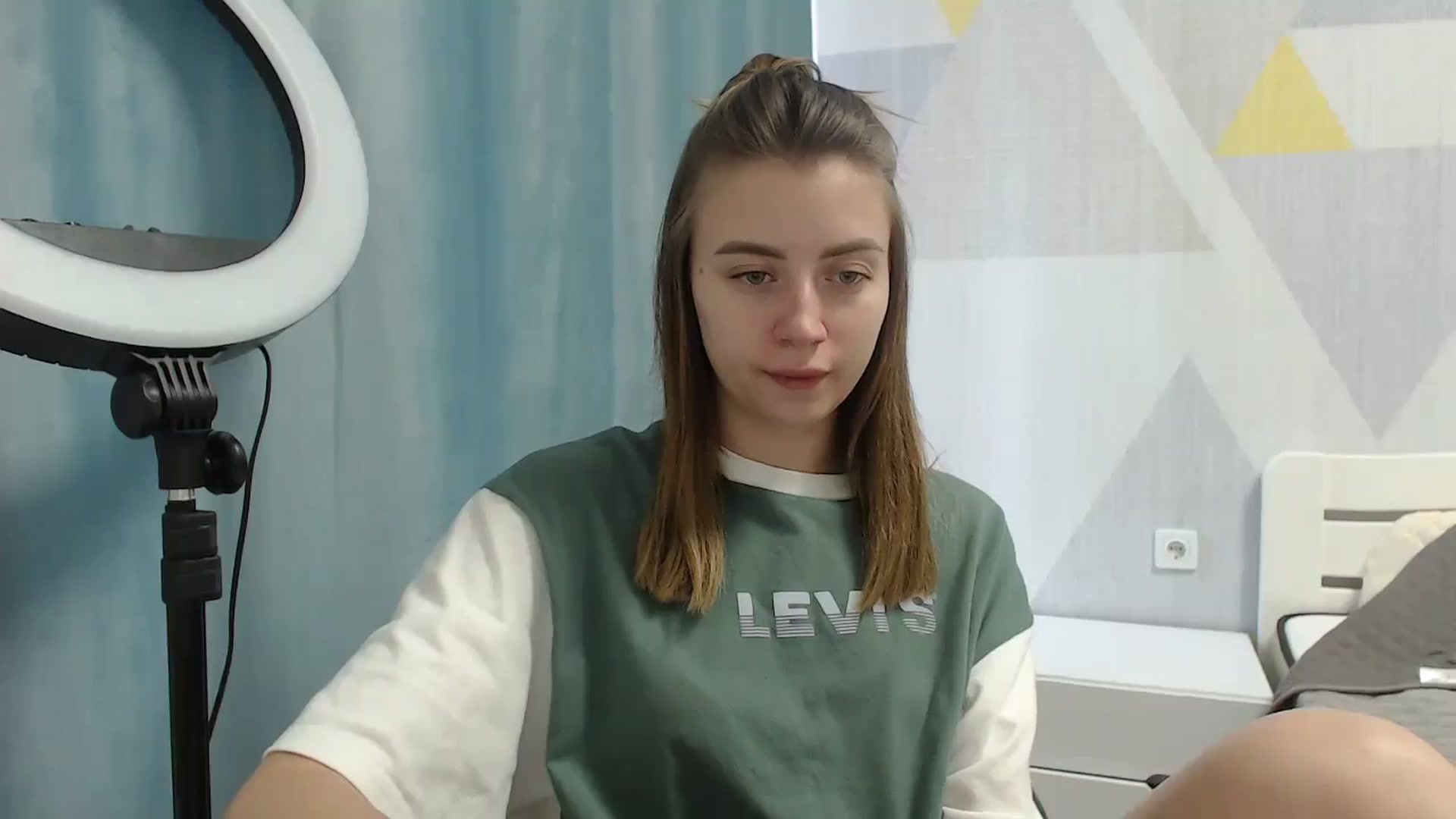Gallery image thumbnail from Sulfate0's myfreecams stream on, 06/11/2025, 06:48 image 10 of 20