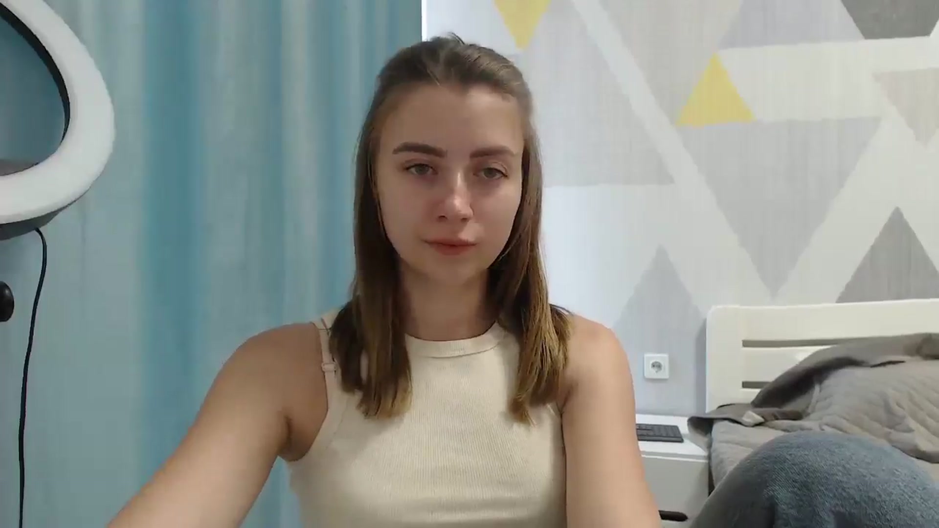 Gallery image thumbnail from Sulfate0's myfreecams stream on, 06/12/2025, 11:06 image 4 of 20