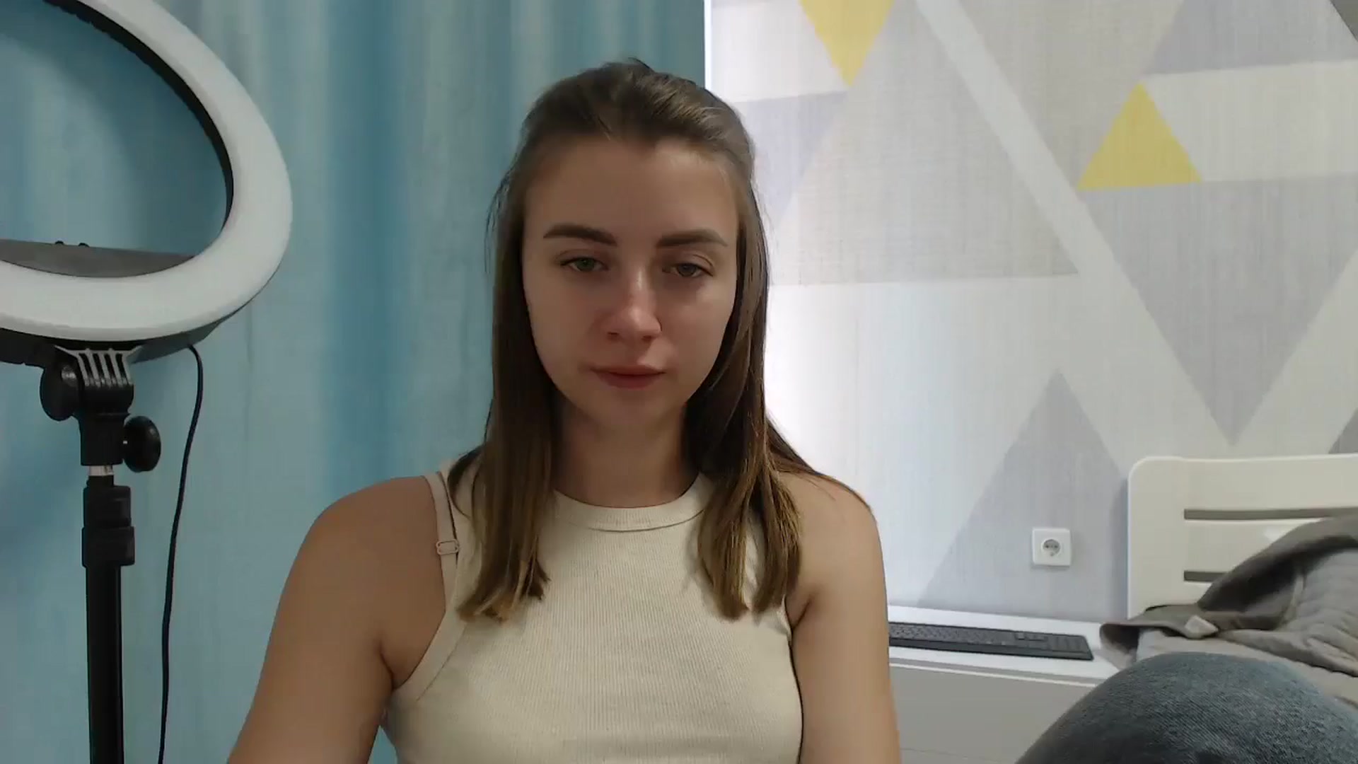 Gallery image thumbnail from Sulfate0's myfreecams stream on, 06/12/2025, 11:06 image 19 of 20