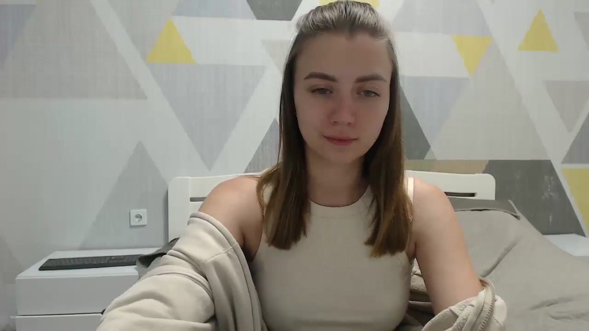 Gallery image thumbnail from Sulfate0's myfreecams stream on, 06/12/2025, 18:03 image 4 of 20
