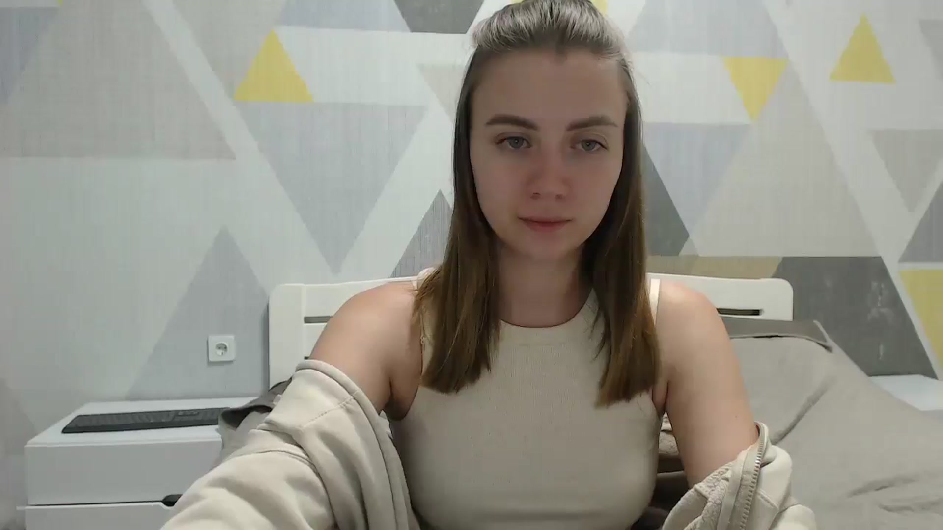 Gallery image thumbnail from Sulfate0's myfreecams stream on, 06/12/2025, 18:03 image 11 of 20