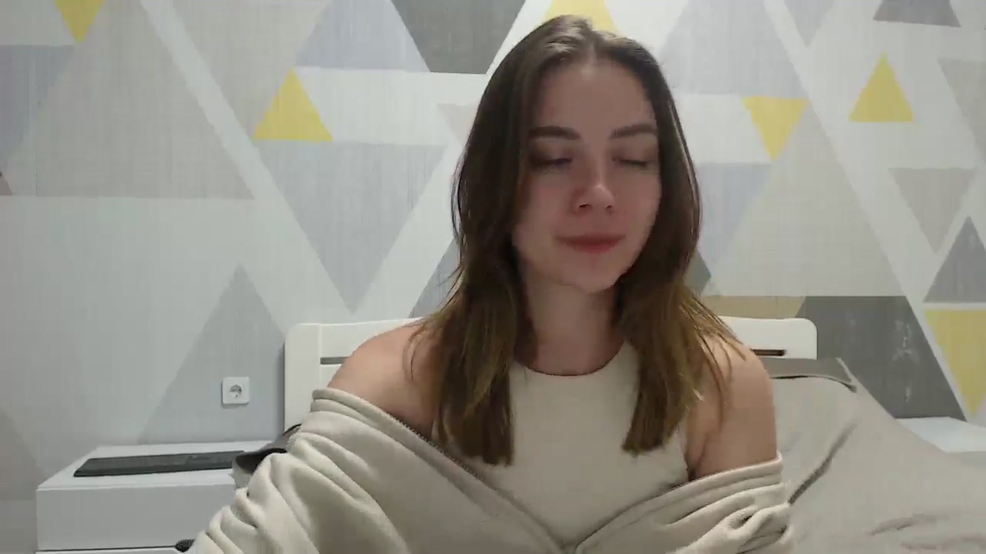 Gallery image thumbnail from Sulfate0's myfreecams stream on, 06/12/2025, 18:57 image 20 of 20