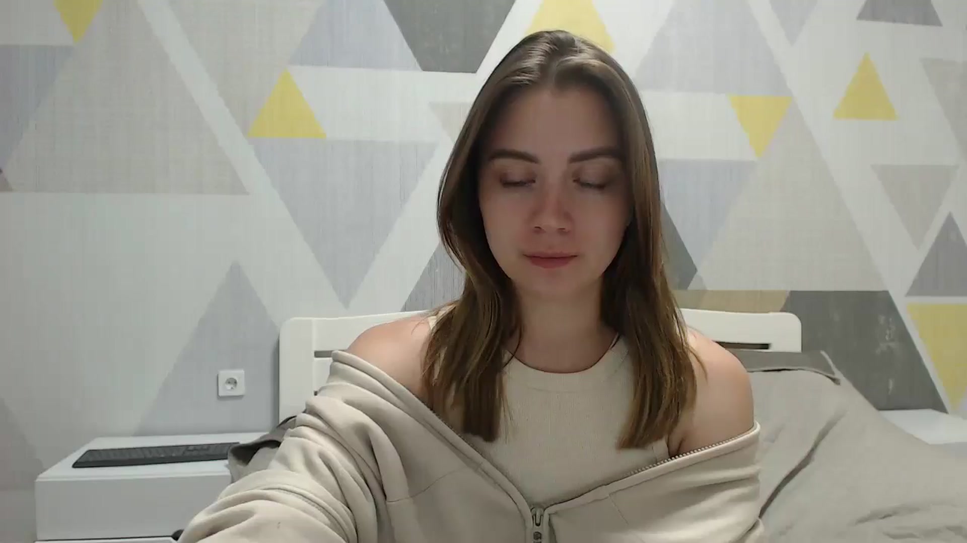 Gallery image thumbnail from Sulfate0's myfreecams stream on, 06/12/2025, 18:57 image 16 of 20