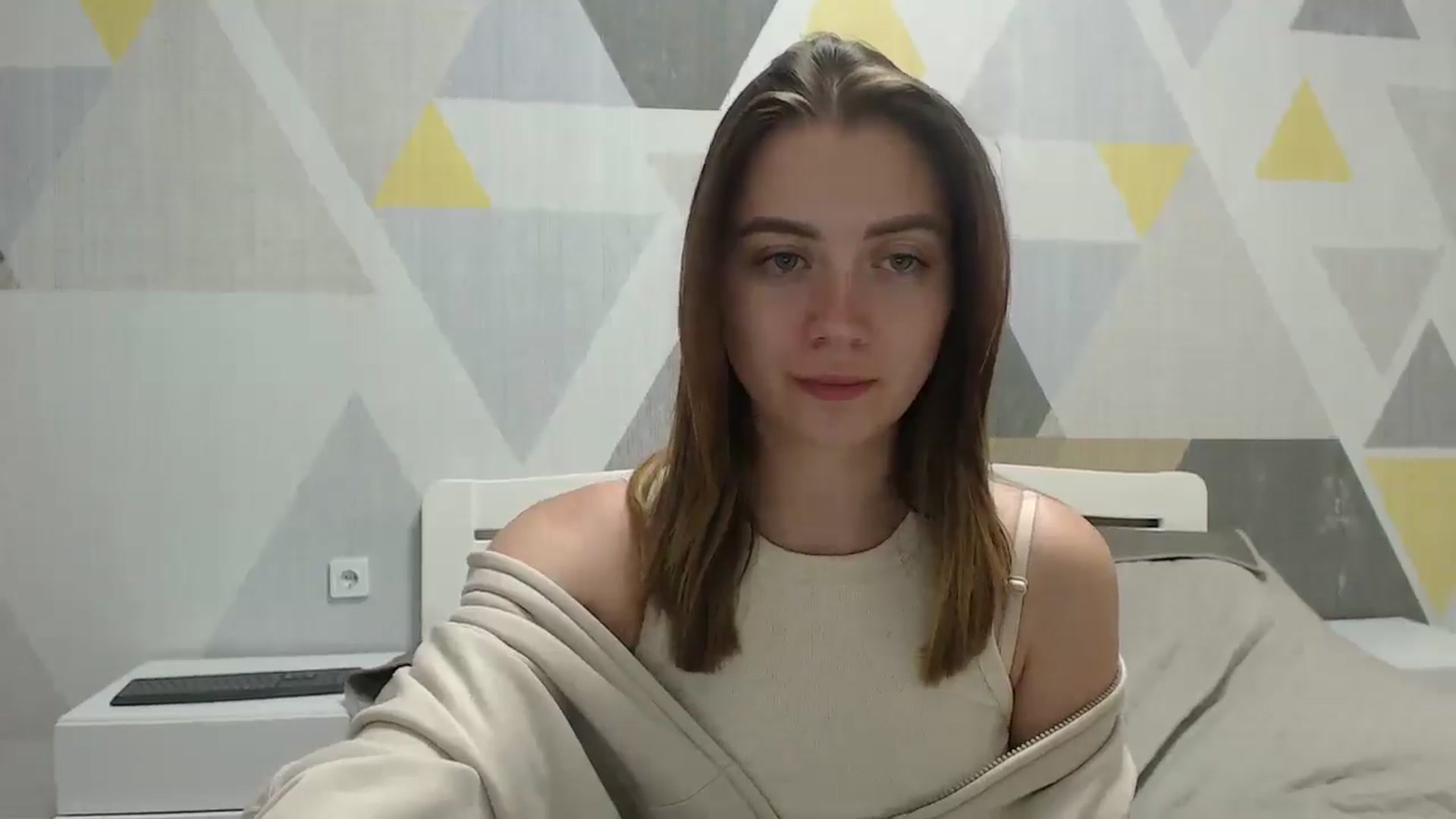 Gallery image thumbnail from Sulfate0's myfreecams stream on, 06/12/2025, 18:57 image 5 of 20