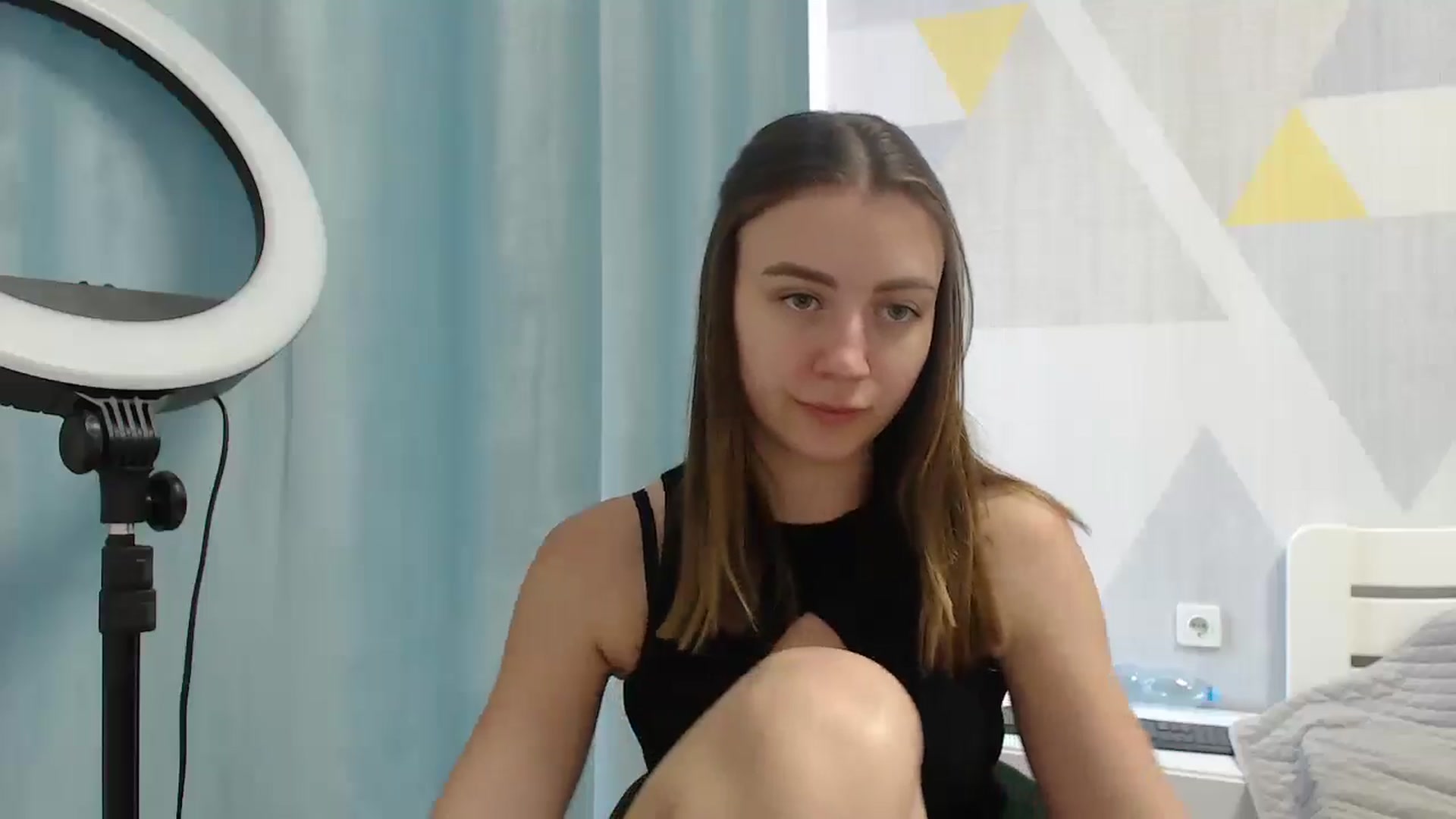 Gallery image thumbnail from Sulfate0's myfreecams stream on, 06/13/2025, 08:33 image 17 of 20