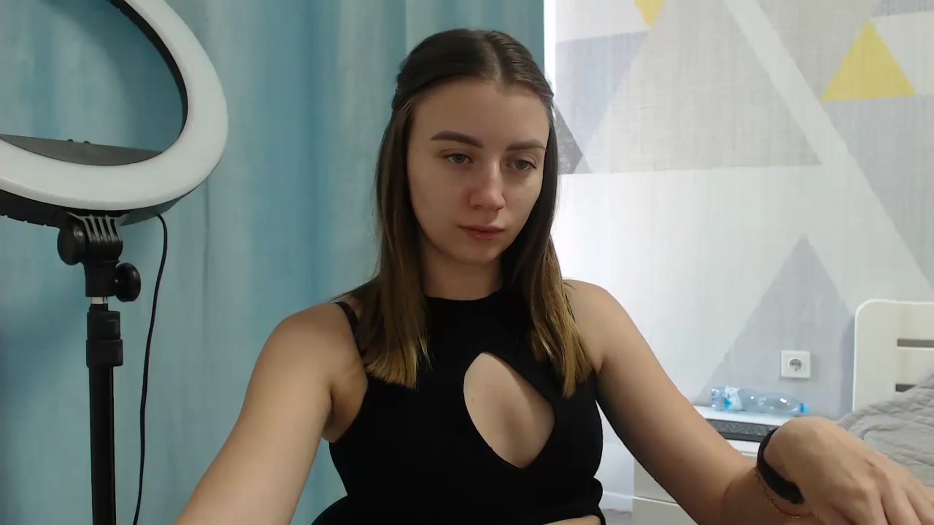 Gallery image thumbnail from Sulfate0's myfreecams stream on, 06/13/2025, 09:56 image 19 of 20