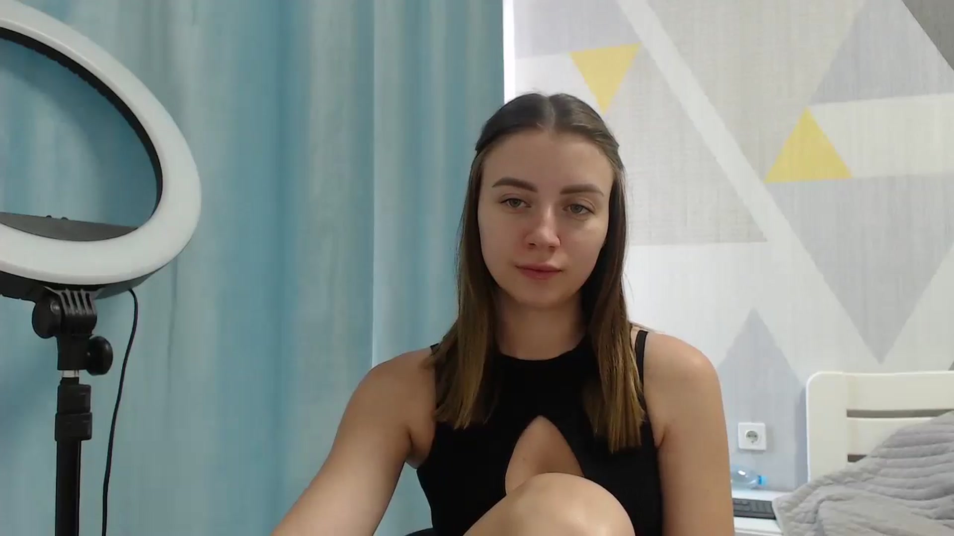 Gallery image thumbnail from Sulfate0's myfreecams stream on, 06/13/2025, 10:38 image 5 of 20