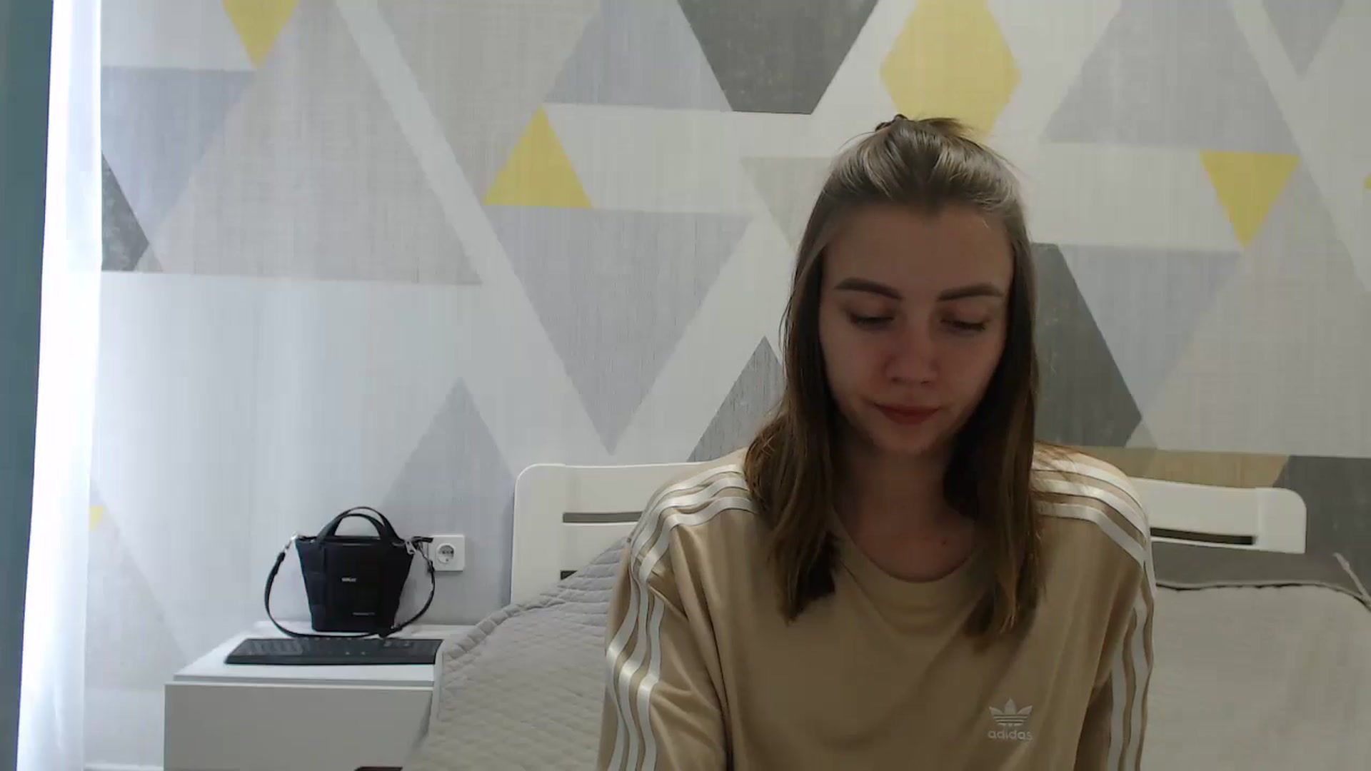 Gallery image thumbnail from Sulfate0's myfreecams stream on, 06/14/2025, 09:35 image 15 of 20
