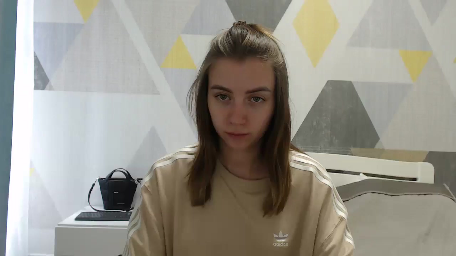 Gallery image thumbnail from Sulfate0's myfreecams stream on, 06/14/2025, 09:35 image 6 of 20