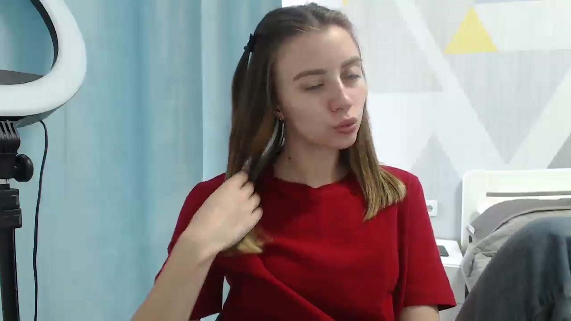 Gallery image thumbnail from Sulfate0's myfreecams stream on, 06/15/2025, 09:58 image 5 of 20