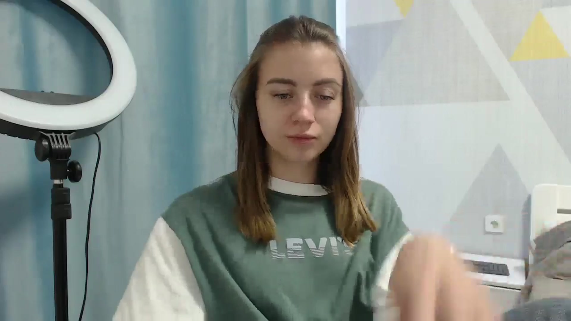 Gallery image thumbnail from Sulfate0's myfreecams stream on, 06/16/2025, 05:30 image 19 of 20