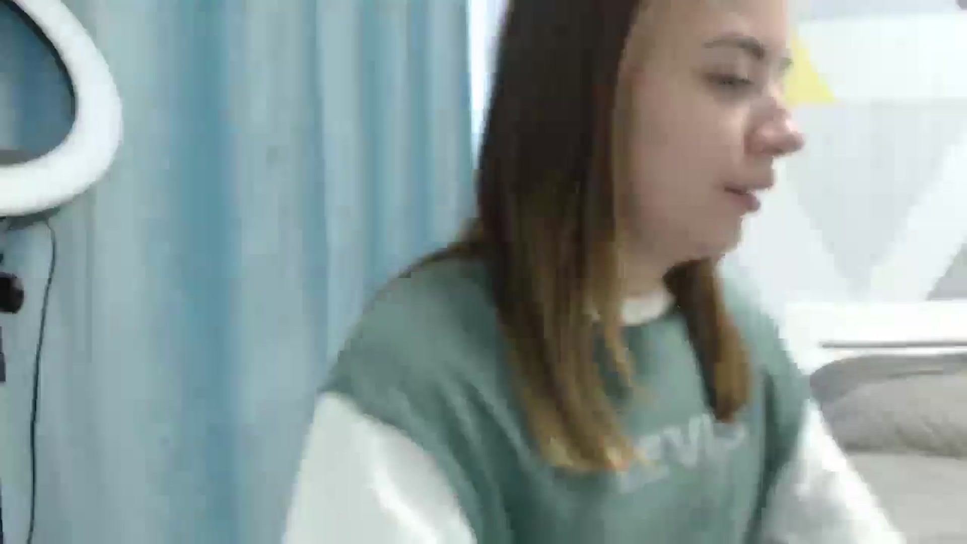Gallery image thumbnail from Sulfate0's myfreecams stream on, 06/16/2025, 05:30 image 17 of 20