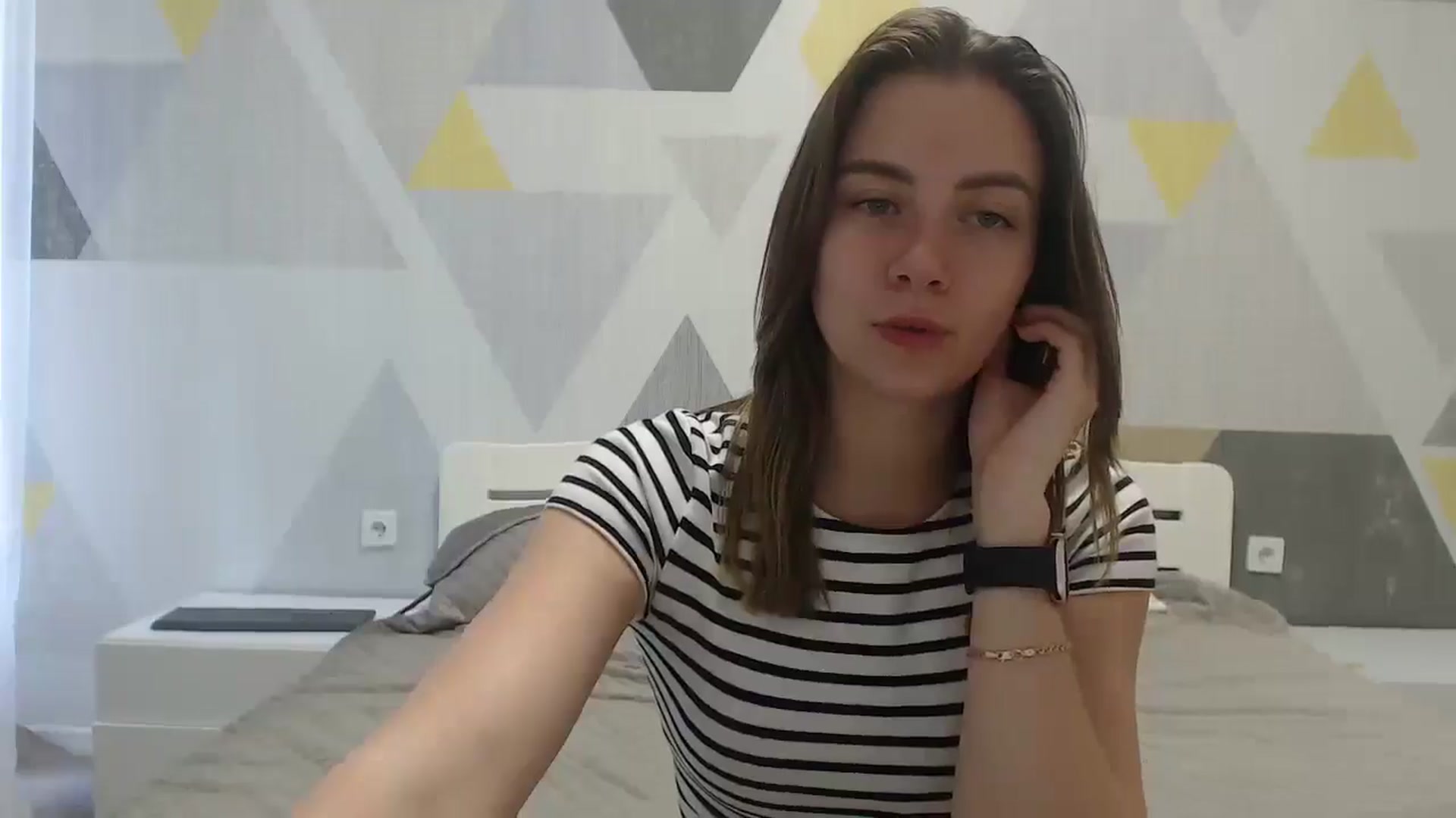 Gallery image thumbnail from Sulfate0's myfreecams stream on, 06/17/2025, 07:58 image 16 of 20