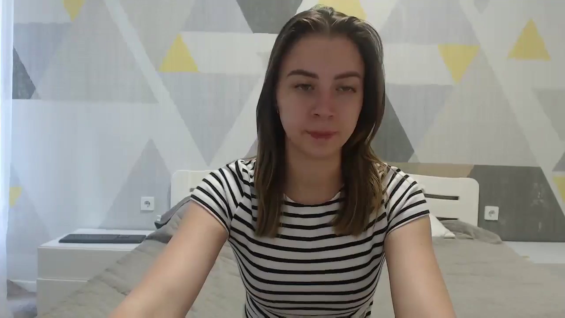 Gallery image thumbnail from Sulfate0's myfreecams stream on, 06/17/2025, 07:58 image 7 of 20