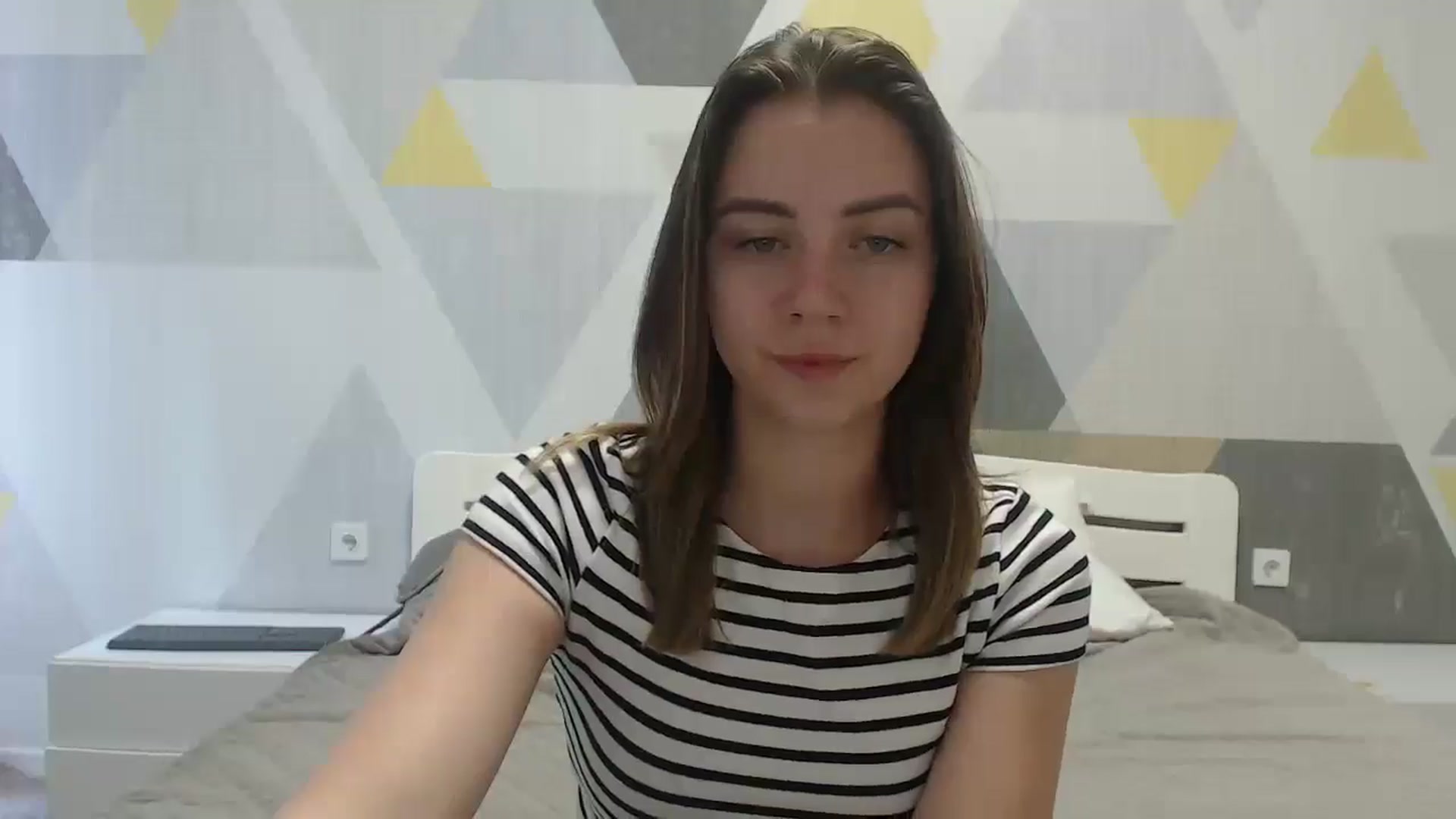 Gallery image thumbnail from Sulfate0's myfreecams stream on, 06/17/2025, 08:37 image 10 of 20