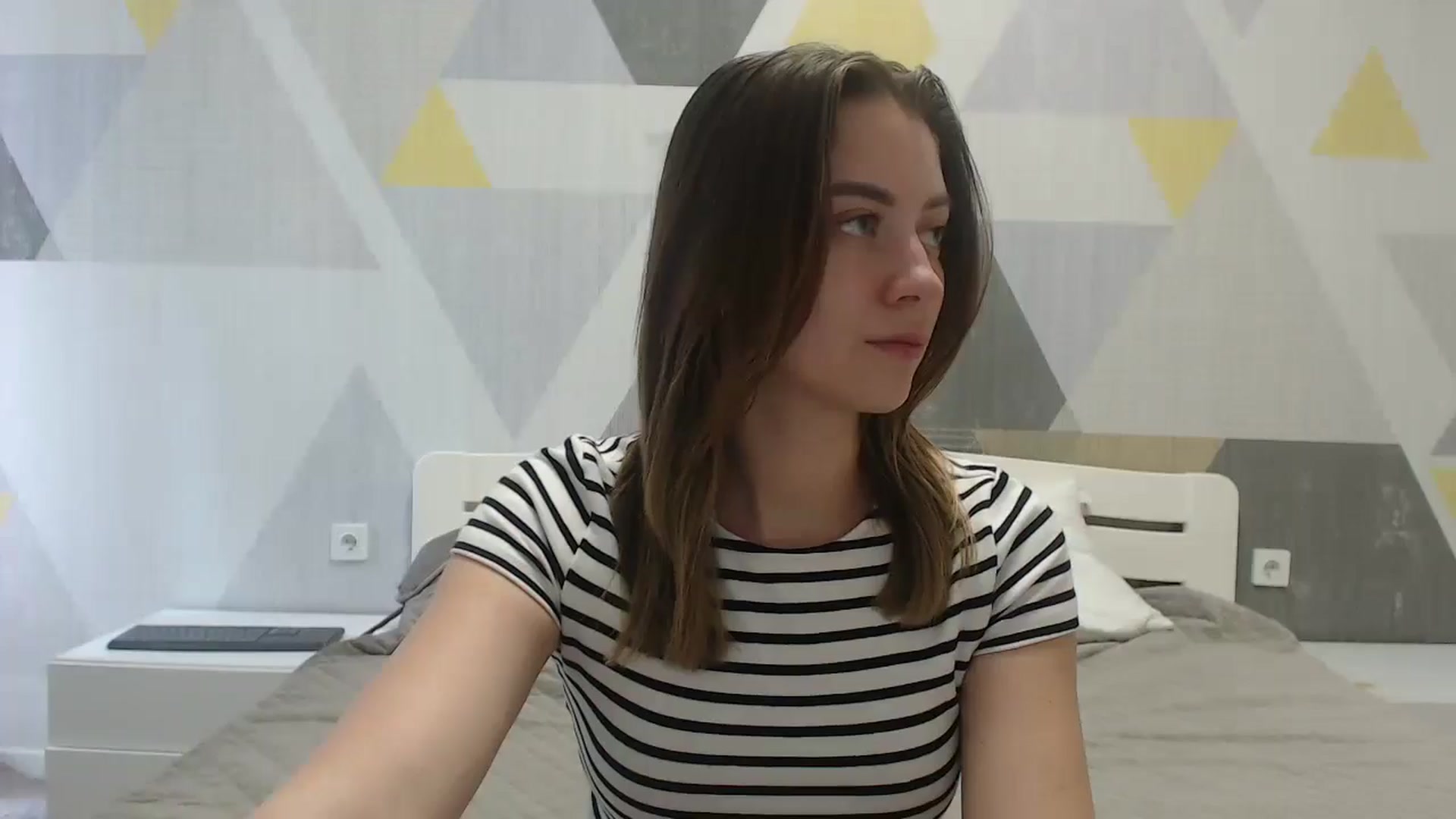 Gallery image thumbnail from Sulfate0's myfreecams stream on, 06/17/2025, 08:37 image 18 of 20