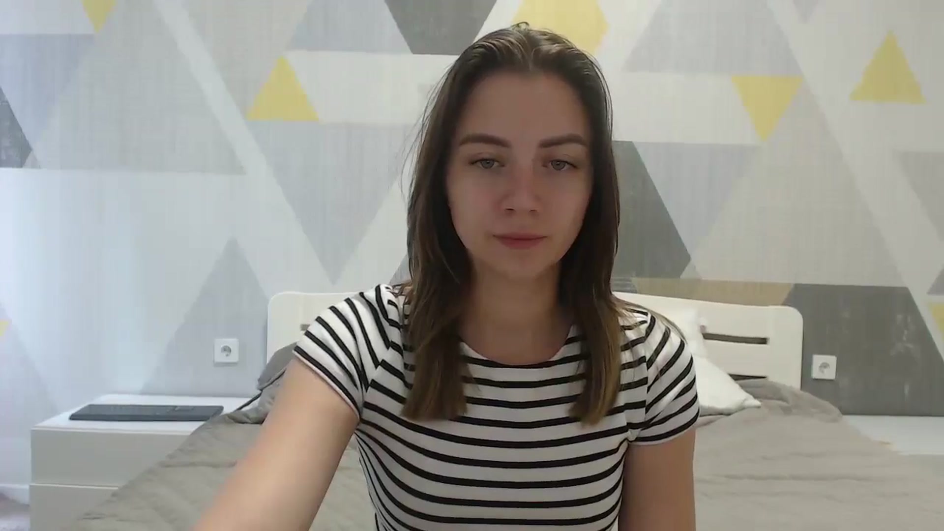 Gallery image thumbnail from Sulfate0's myfreecams stream on, 06/17/2025, 08:37 image 4 of 20
