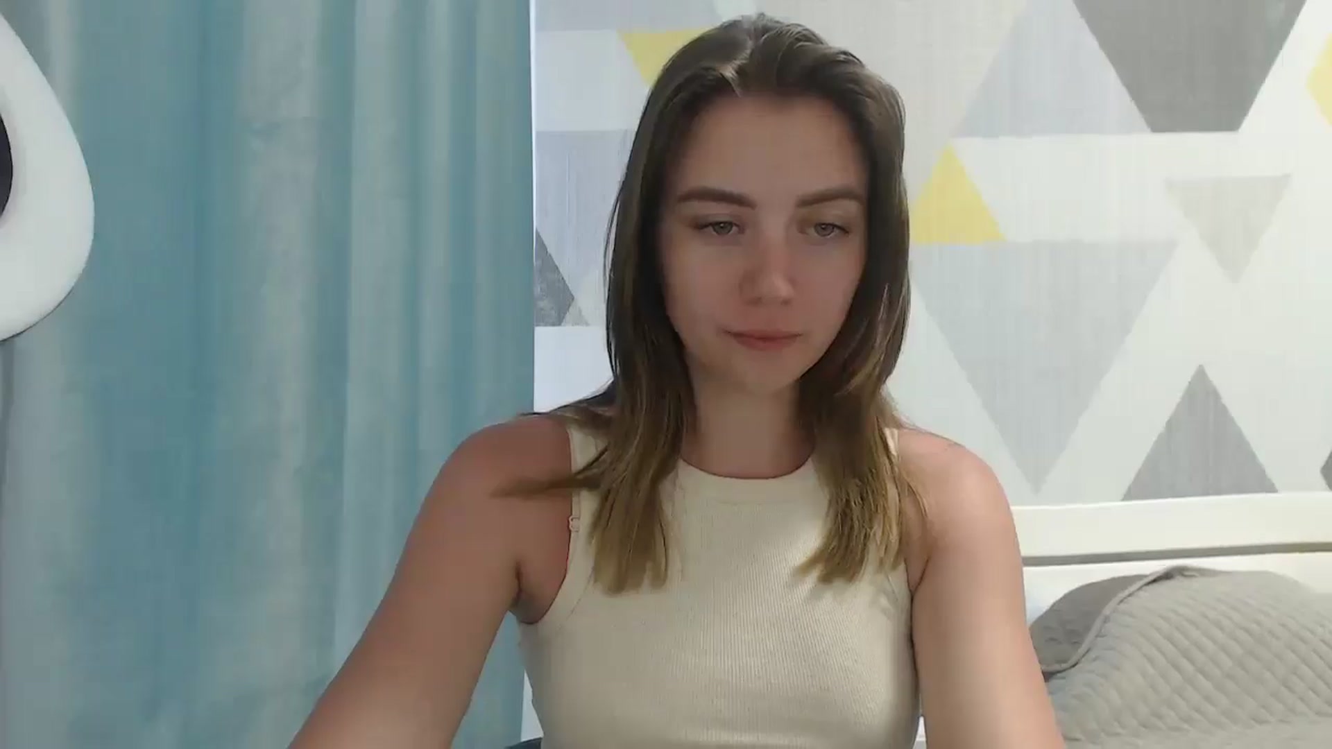 Gallery image thumbnail from Sulfate0's myfreecams stream on, 06/18/2025, 15:44 image 9 of 20