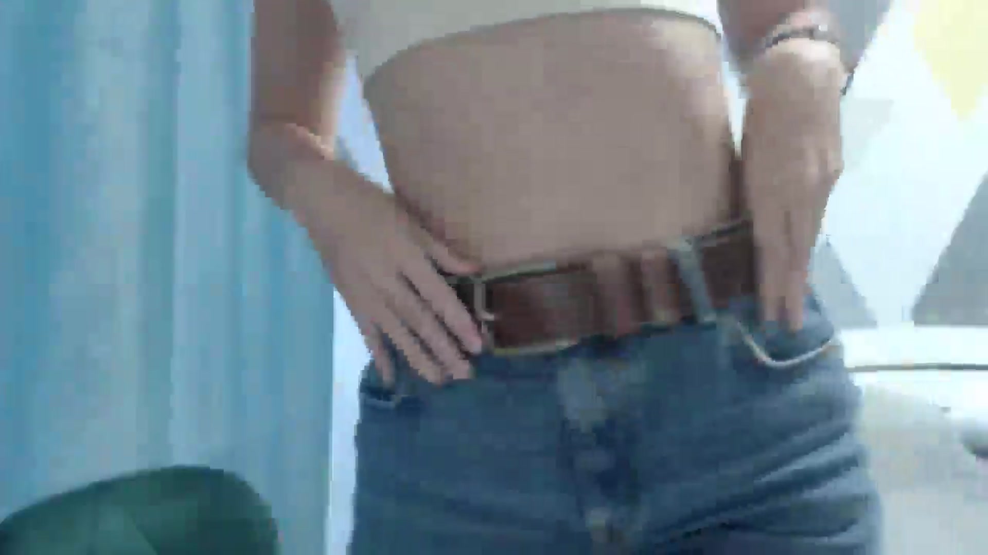 Gallery image thumbnail from Sulfate0's myfreecams stream on, 06/18/2025, 15:44 image 6 of 20