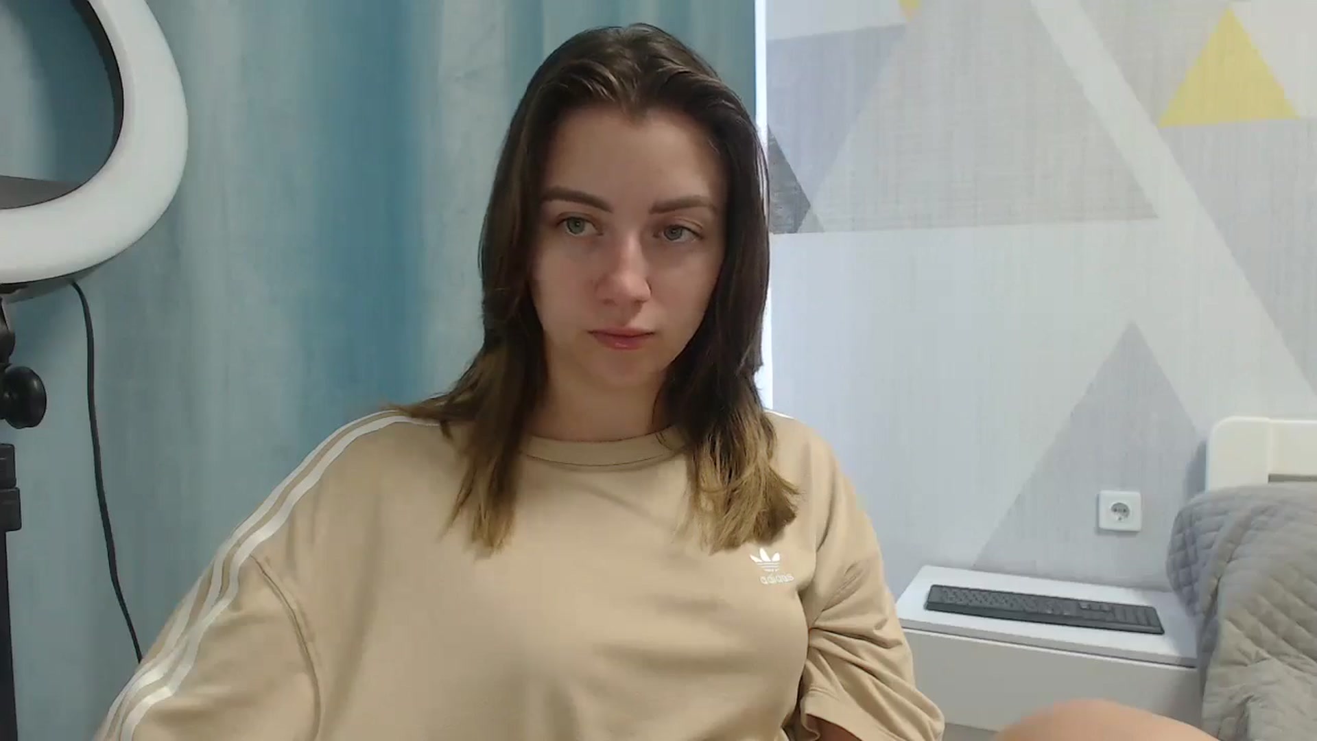 Gallery image thumbnail from Sulfate0's myfreecams stream on, 06/19/2025, 06:31 image 9 of 20
