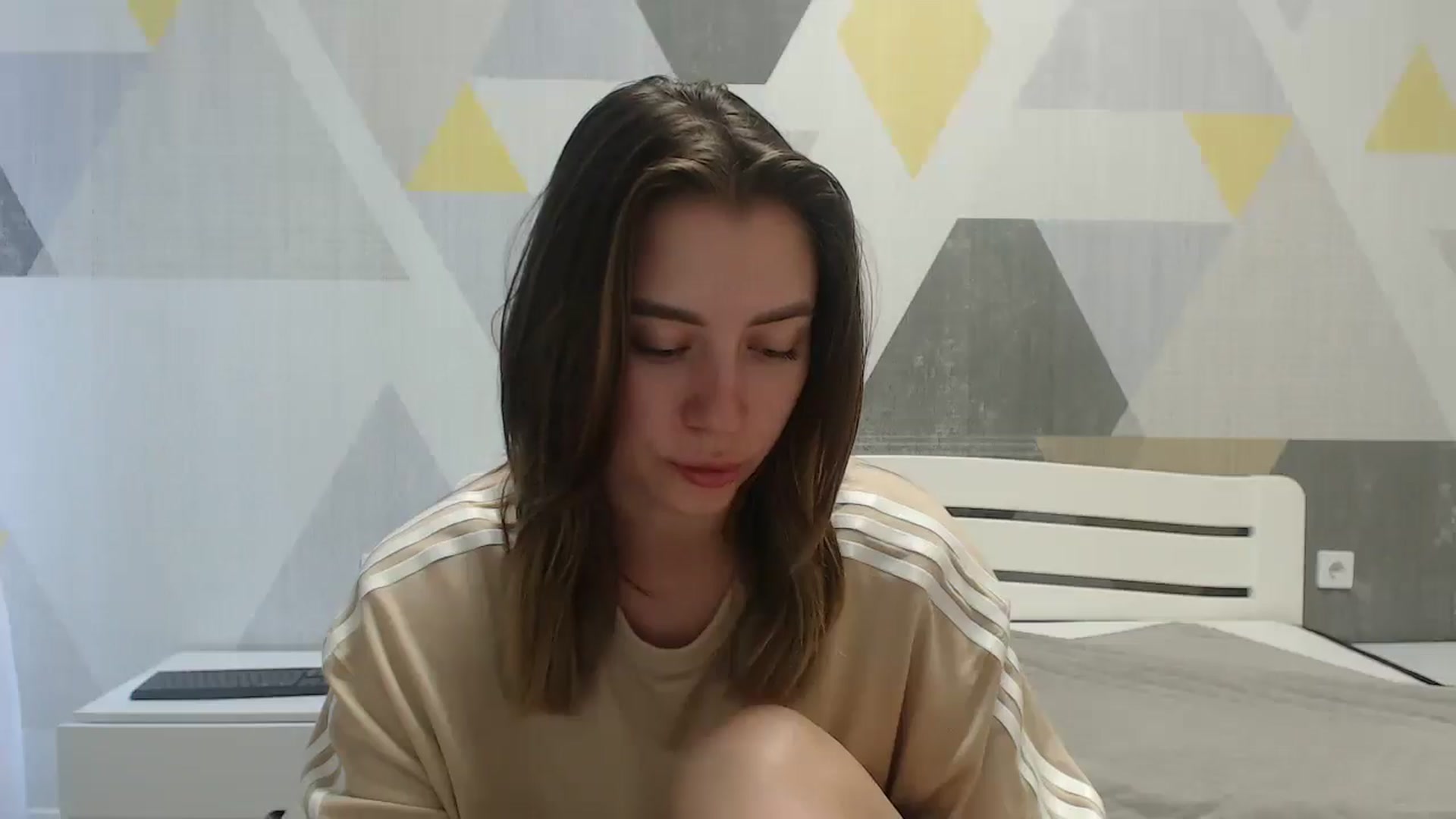 Gallery image thumbnail from Sulfate0's myfreecams stream on, 06/19/2025, 07:16 image 6 of 20