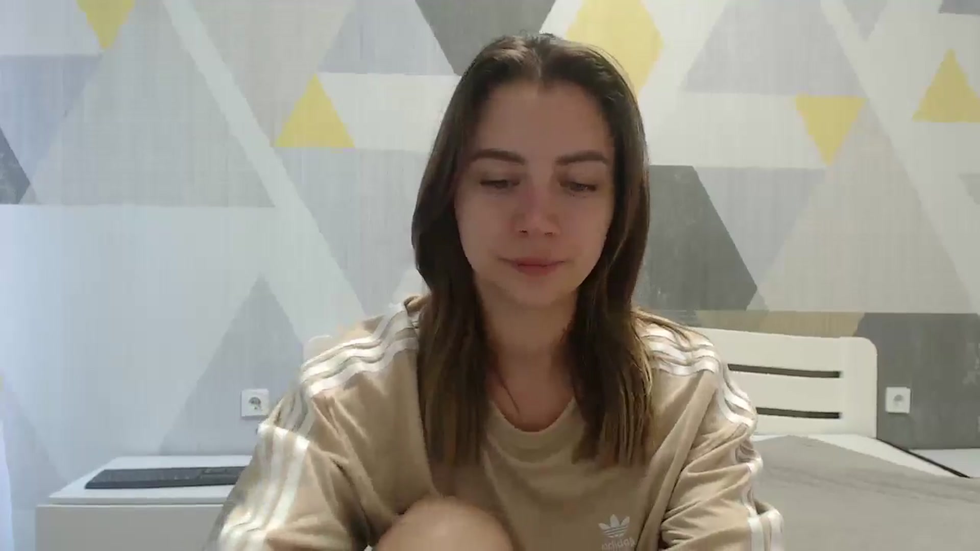 Gallery image thumbnail from Sulfate0's myfreecams stream on, 06/19/2025, 07:16 image 20 of 20